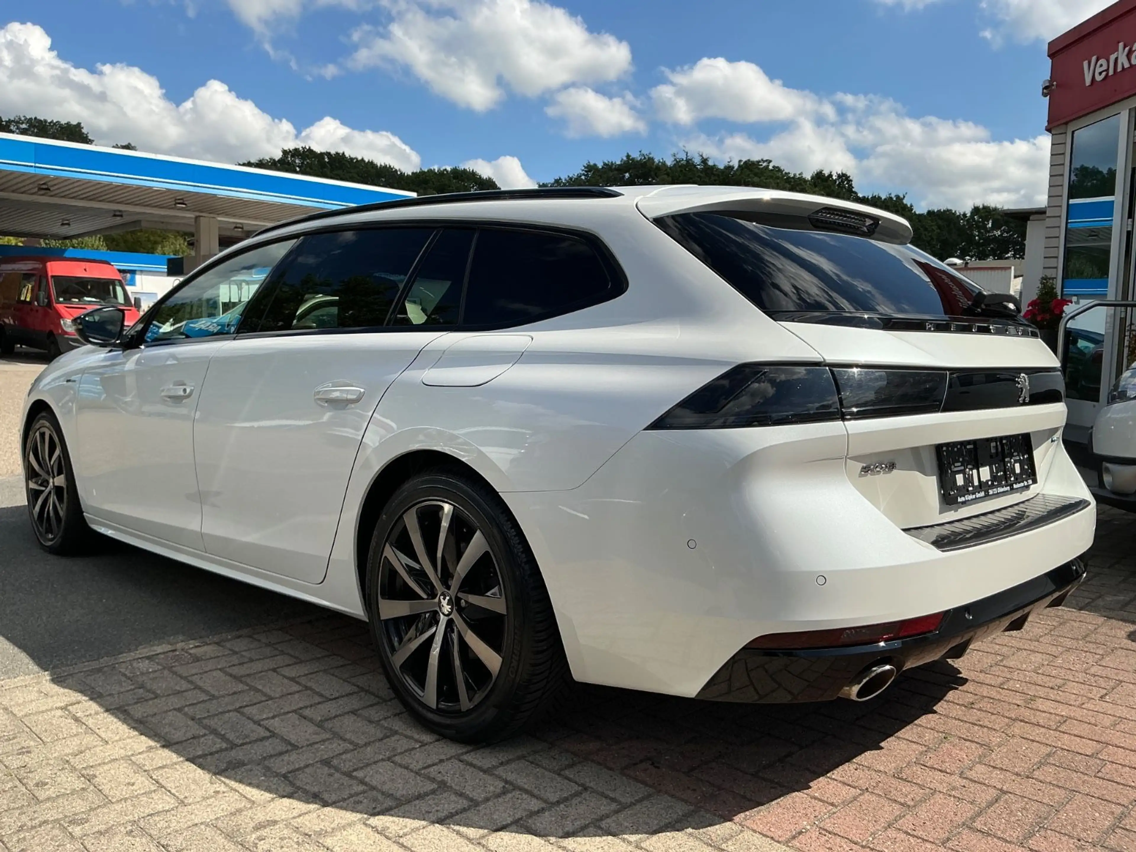 Peugeot 508 SW Hybrid 225 Allure BT NAVI CarPlay — photo 3