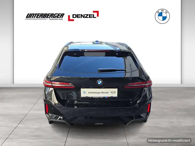 BMW 5 Series view 5