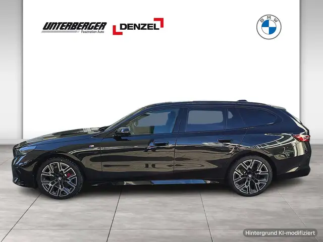 BMW 5 Series view 3