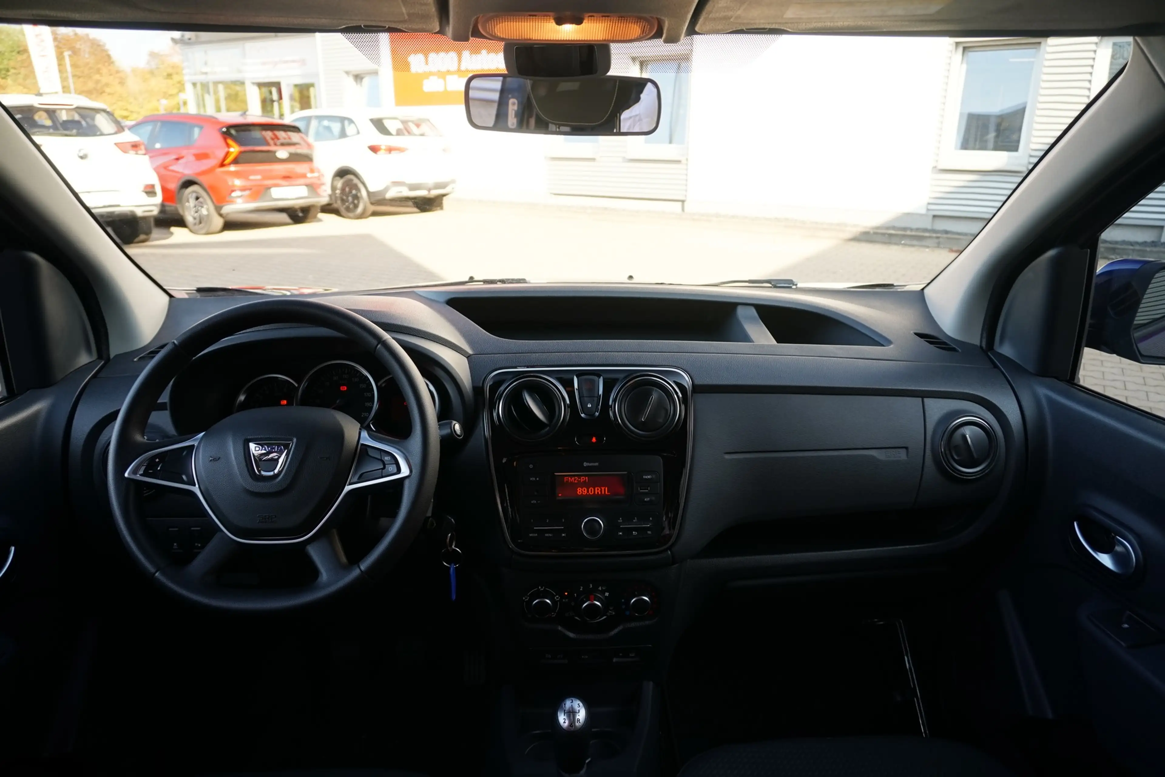 Dacia Dokker 1.6 SCe Comfort PDC Tempomat Klima USB — photo 12