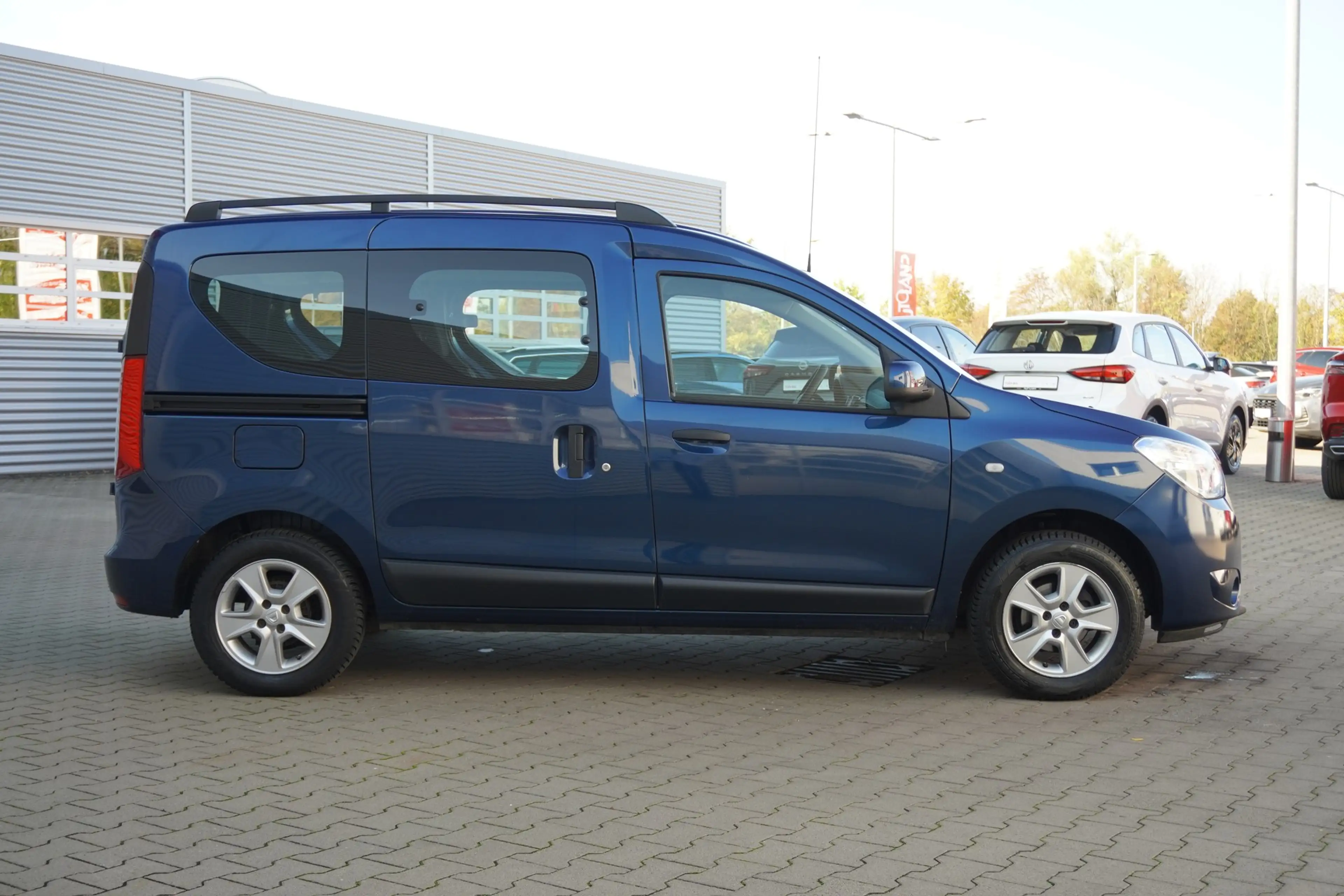 Dacia Dokker 1.6 SCe Comfort PDC Tempomat Klima USB — photo 5