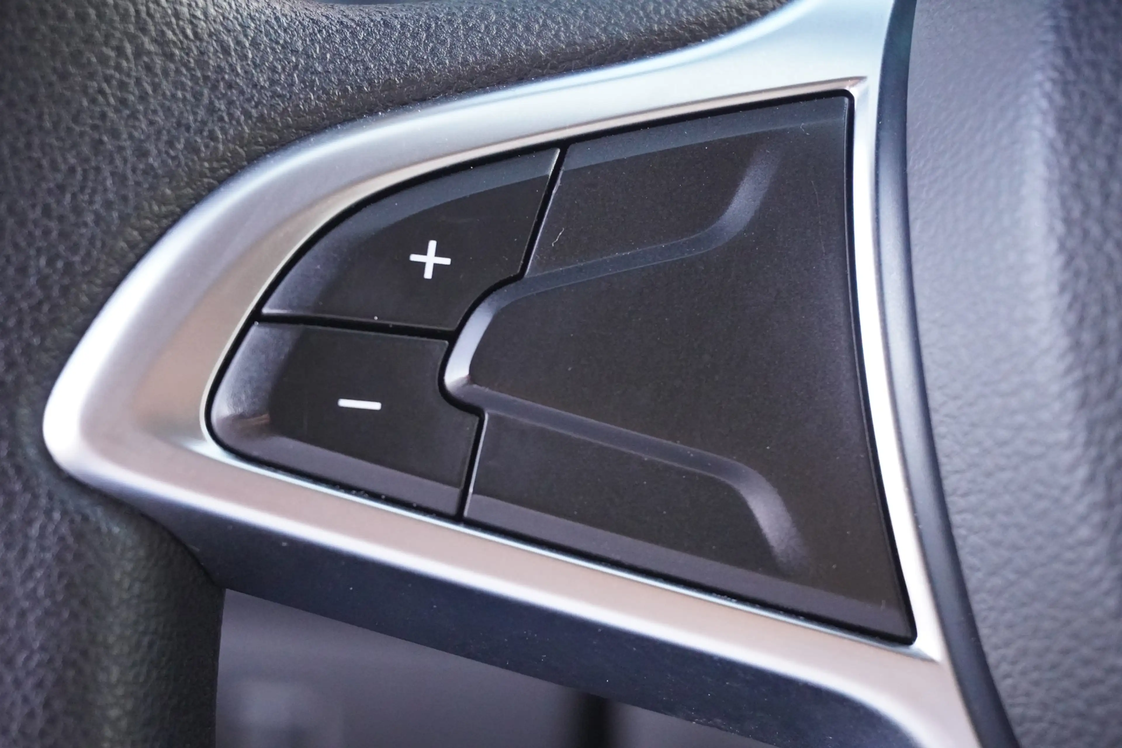 Dacia Dokker 1.6 SCe Comfort PDC Tempomat Klima USB — photo 15
