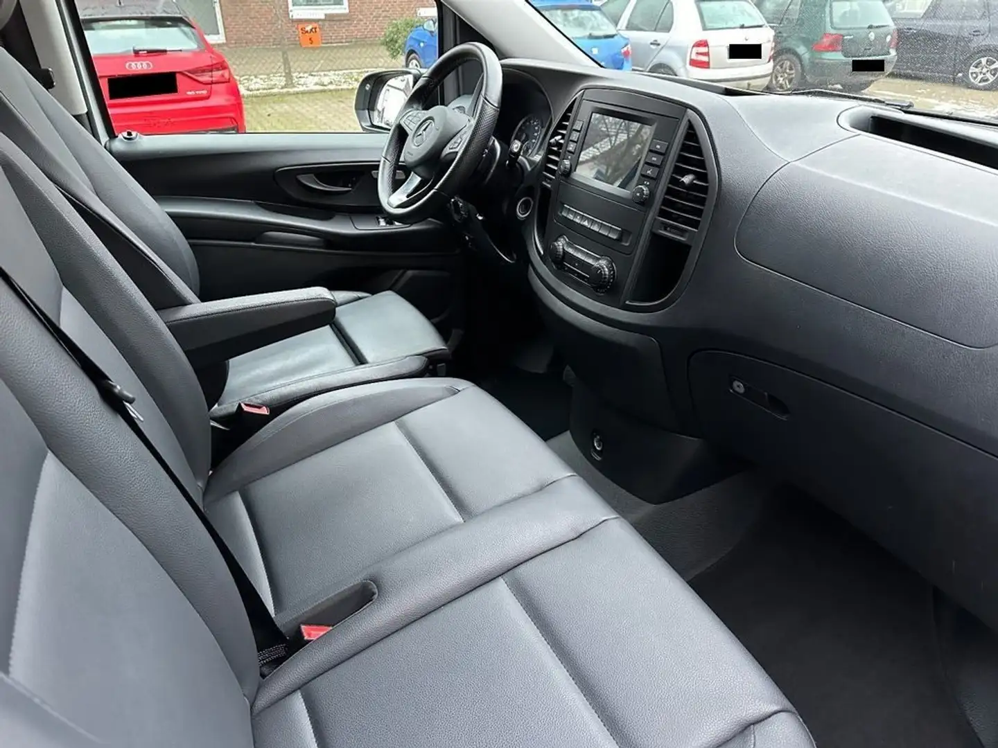 Mercedes-Benz Vito 2.0 116 CDI Tourer Pro Long Argento - 1