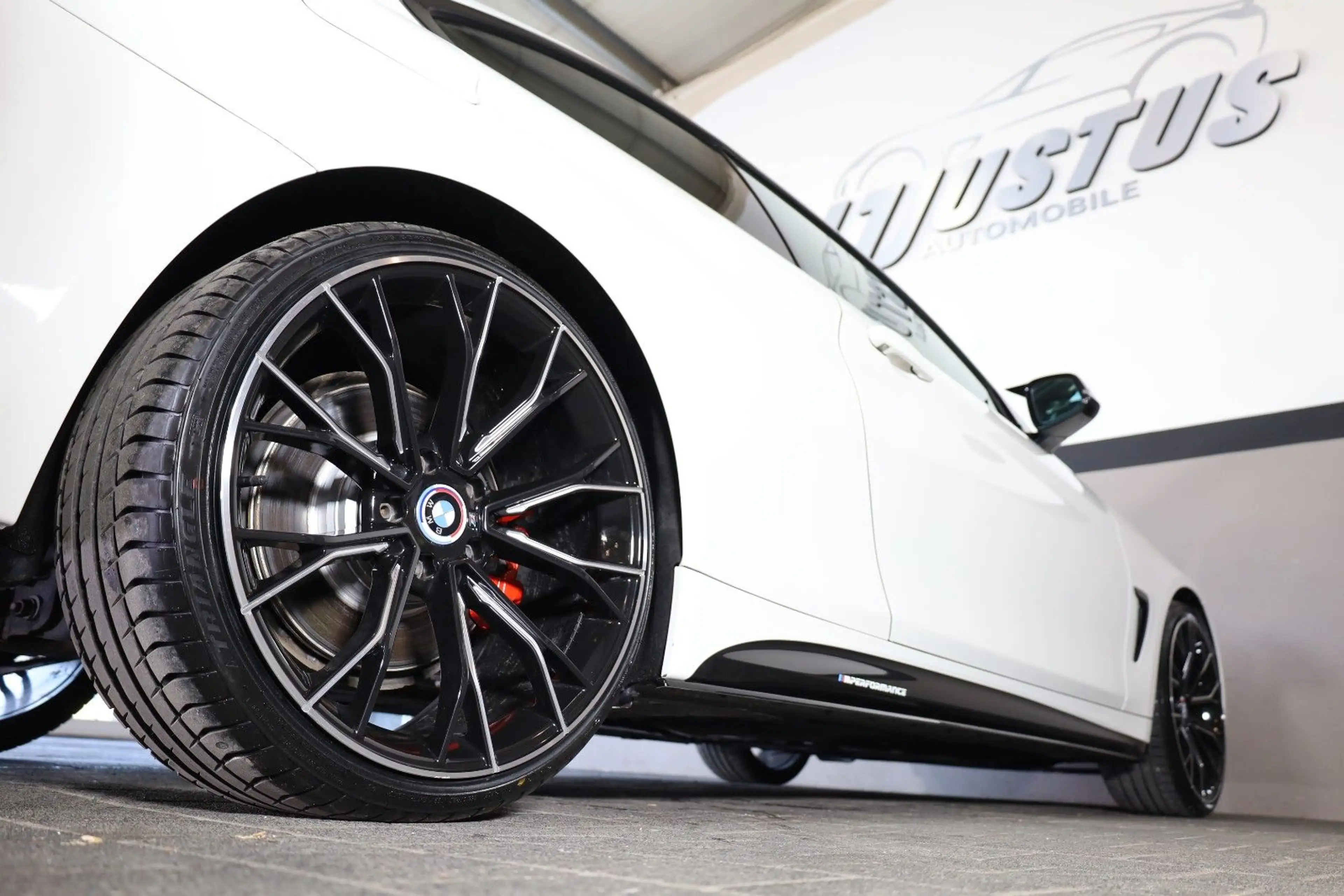 BMW 435 i xDrive Coupé/OLED/HK/SHZ/LHZ/SBD/KAMERA/R20 — photo 8