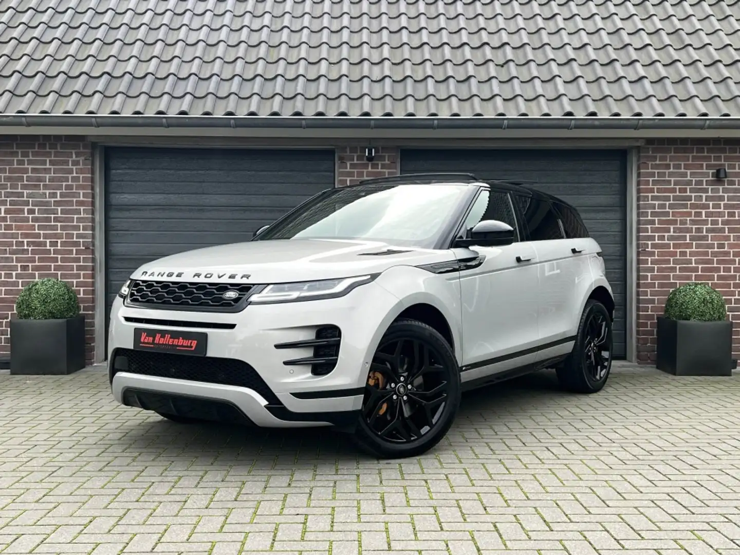 Land Rover Range Rover Evoque P300E R Dynamic HSE AWD Black Pano 360 Keyless Gris - 1