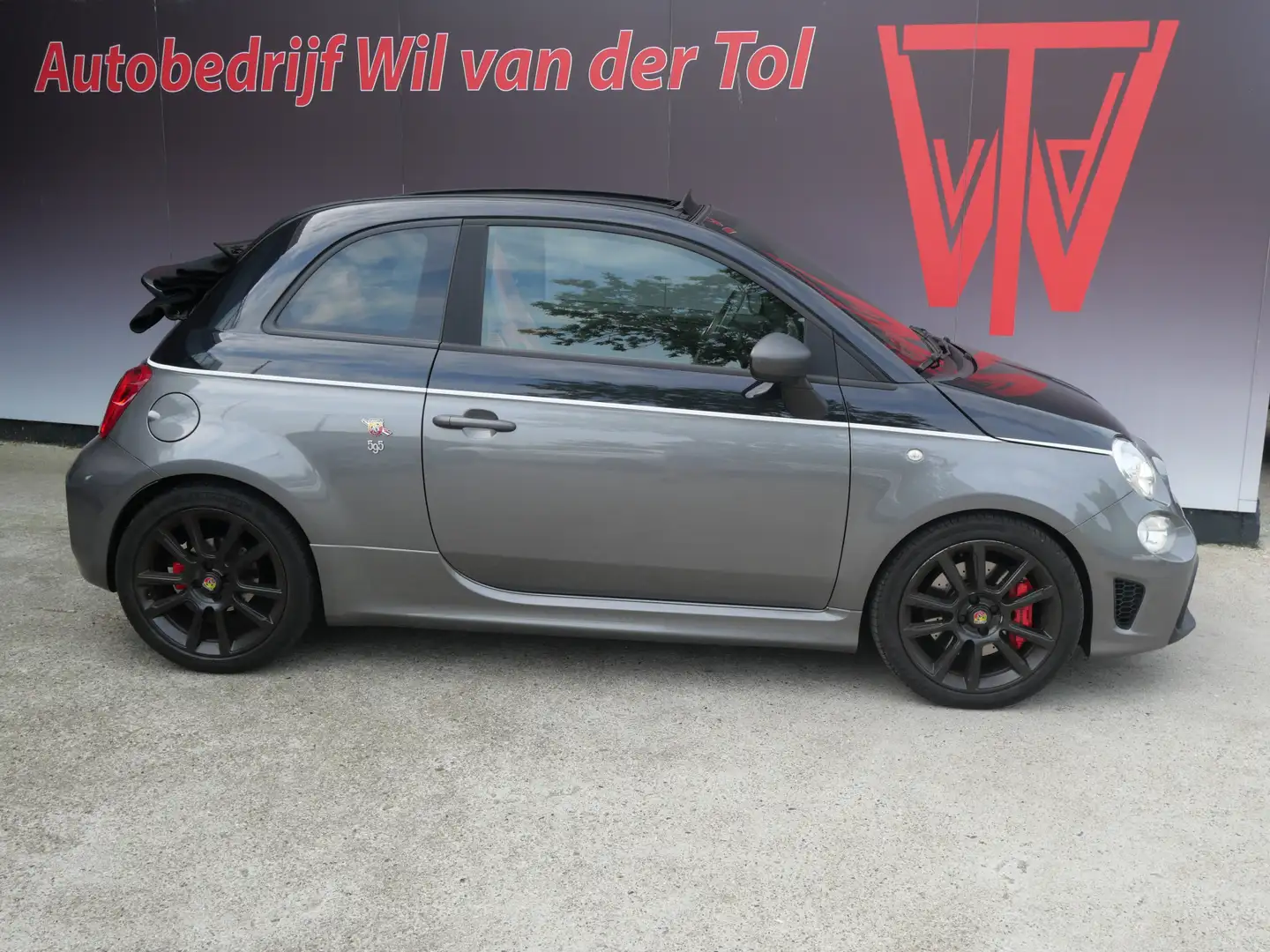Fiat 500C Abarth 1.4 T-Jet COMPETIZIONE 595 | NAVI | BEATS | SABELT Grey - 1