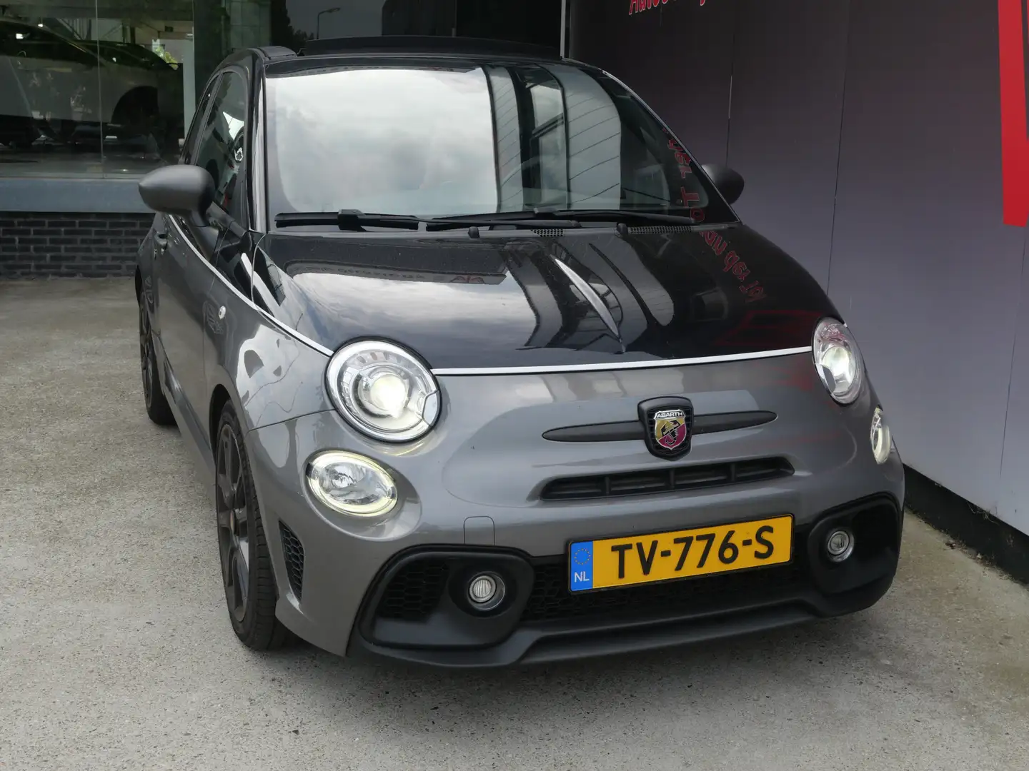 Fiat 500C Abarth 1.4 T-Jet COMPETIZIONE 595 | NAVI | BEATS | SABELT Grey - 2