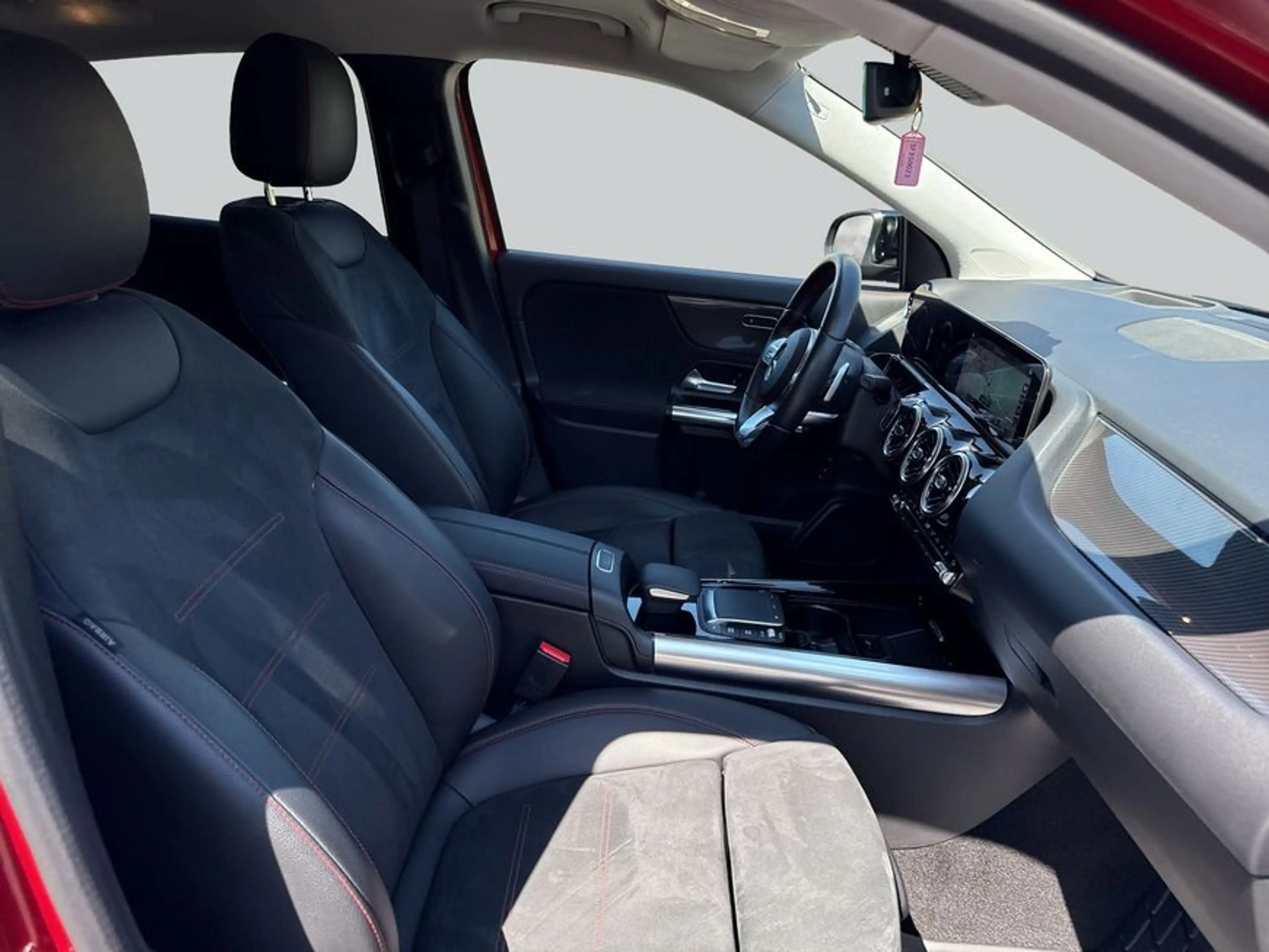 Mercedes-Benz GLA 250 GLA — photo 12