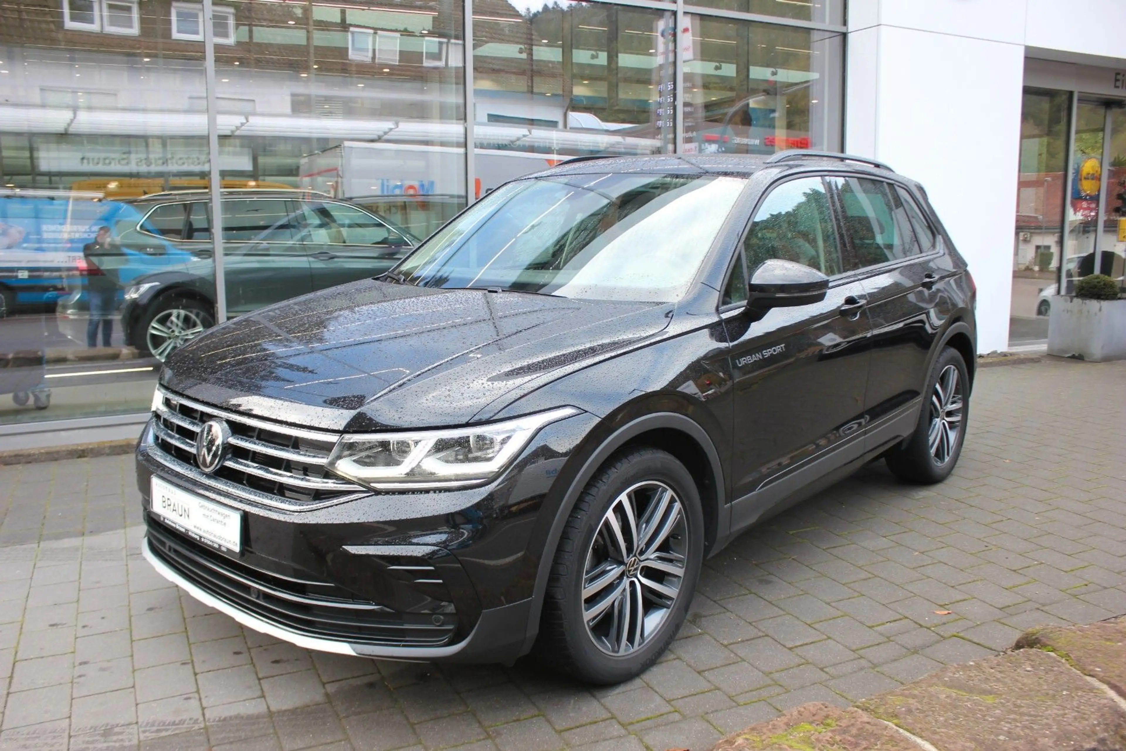Volkswagen Tiguan Urban Sport 1.5 TSI DSG Navi,LED,ACC,PDC, — photo 4