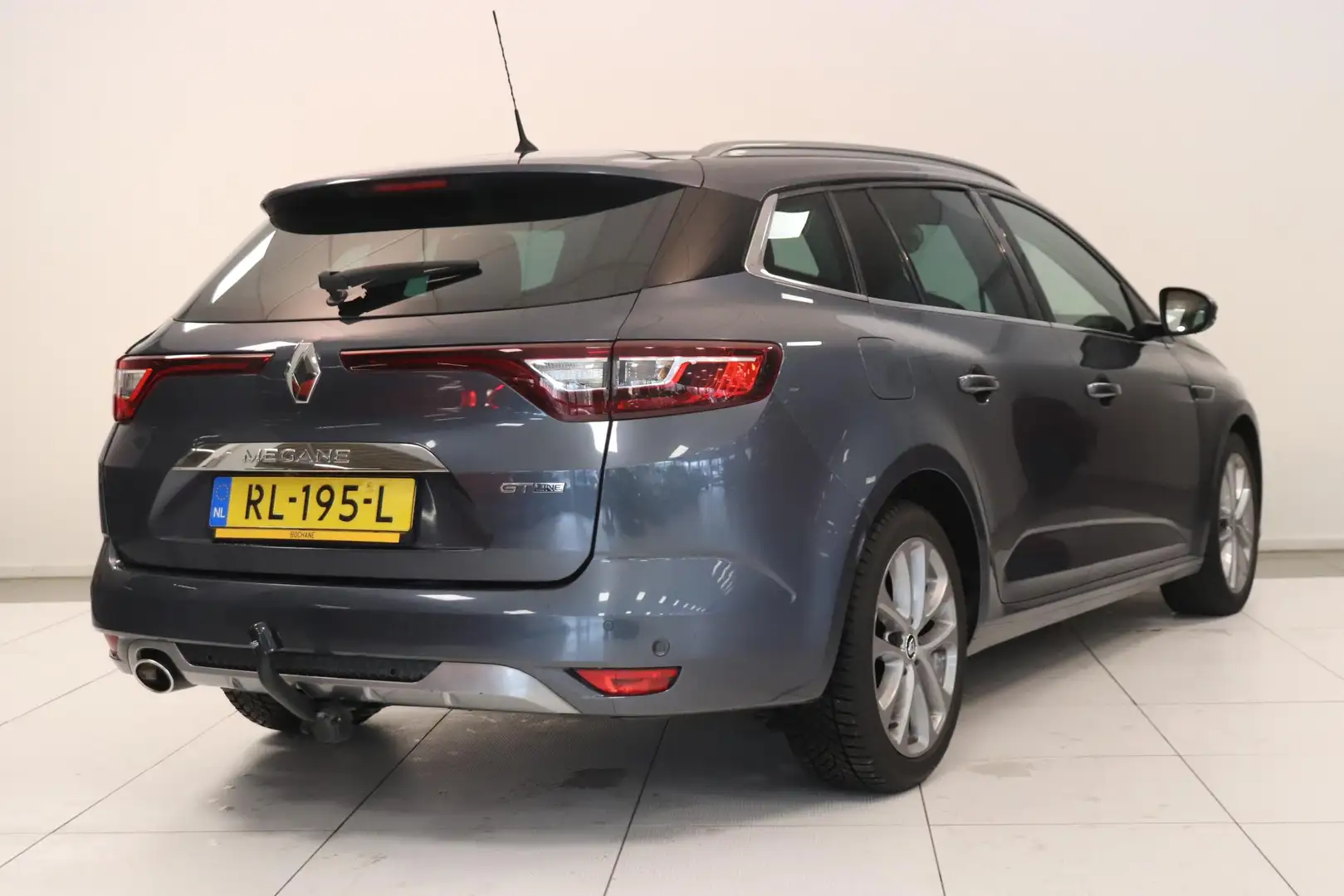 Renault Megane Estate 1.2 TCe GT-Line 130 Pk. | Camera | Trekhaak Grau - 2