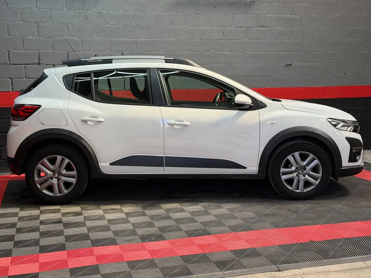 Dacia Sandero Stepway 1.0 TCe Stepway Comfort CVT, миниатюра 5