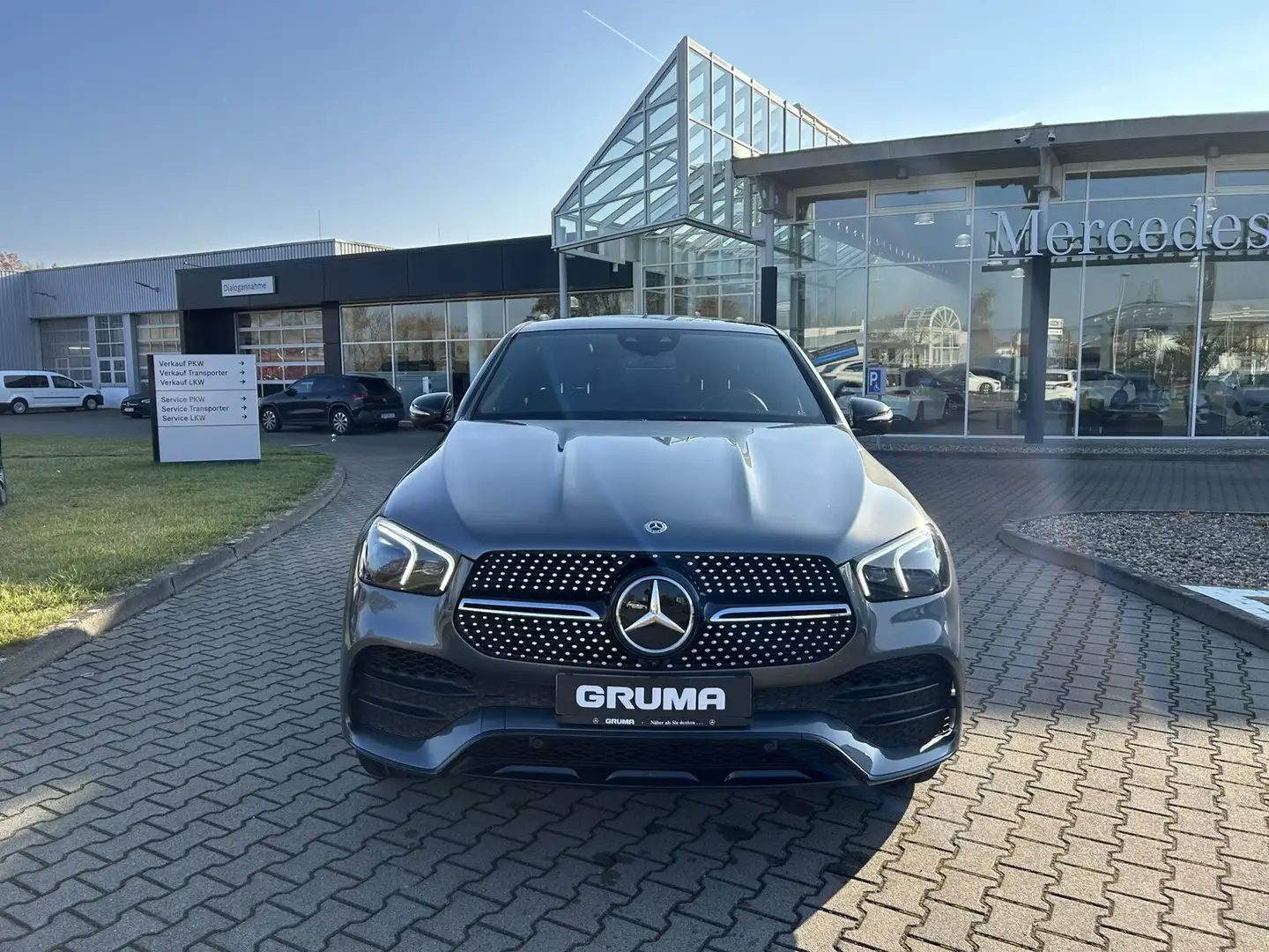 Mercedes-Benz GLE 400 GLE 400 d 4M Coupé AMG+Night+AHK+Multibeam+Distr Gris - 2