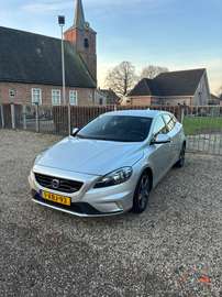 V40 1.6 T3 R-Design