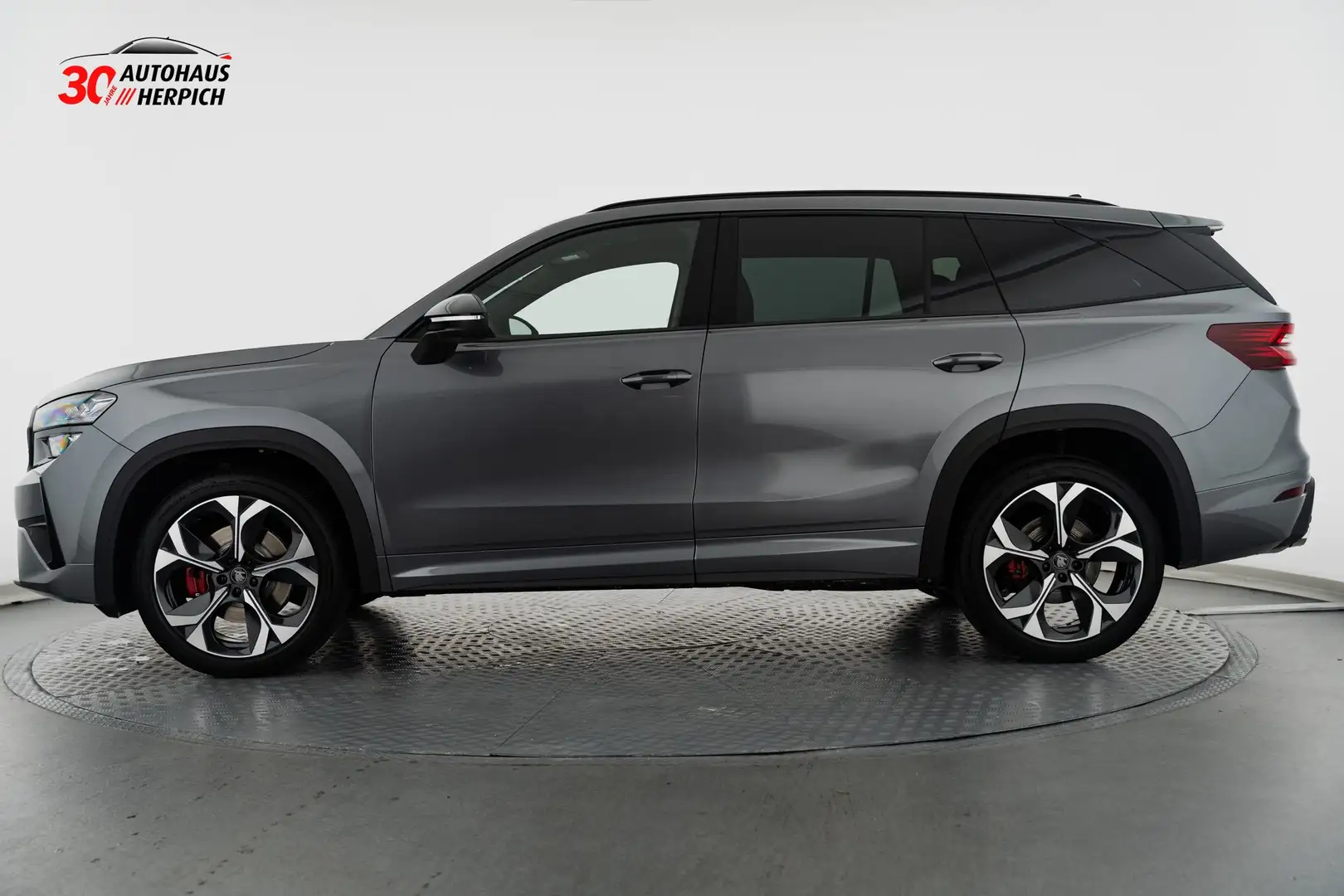 Skoda Kodiaq 2.0 TSI RS DAB RFK AHK HUD LED NAVI LEDER Grau - 2