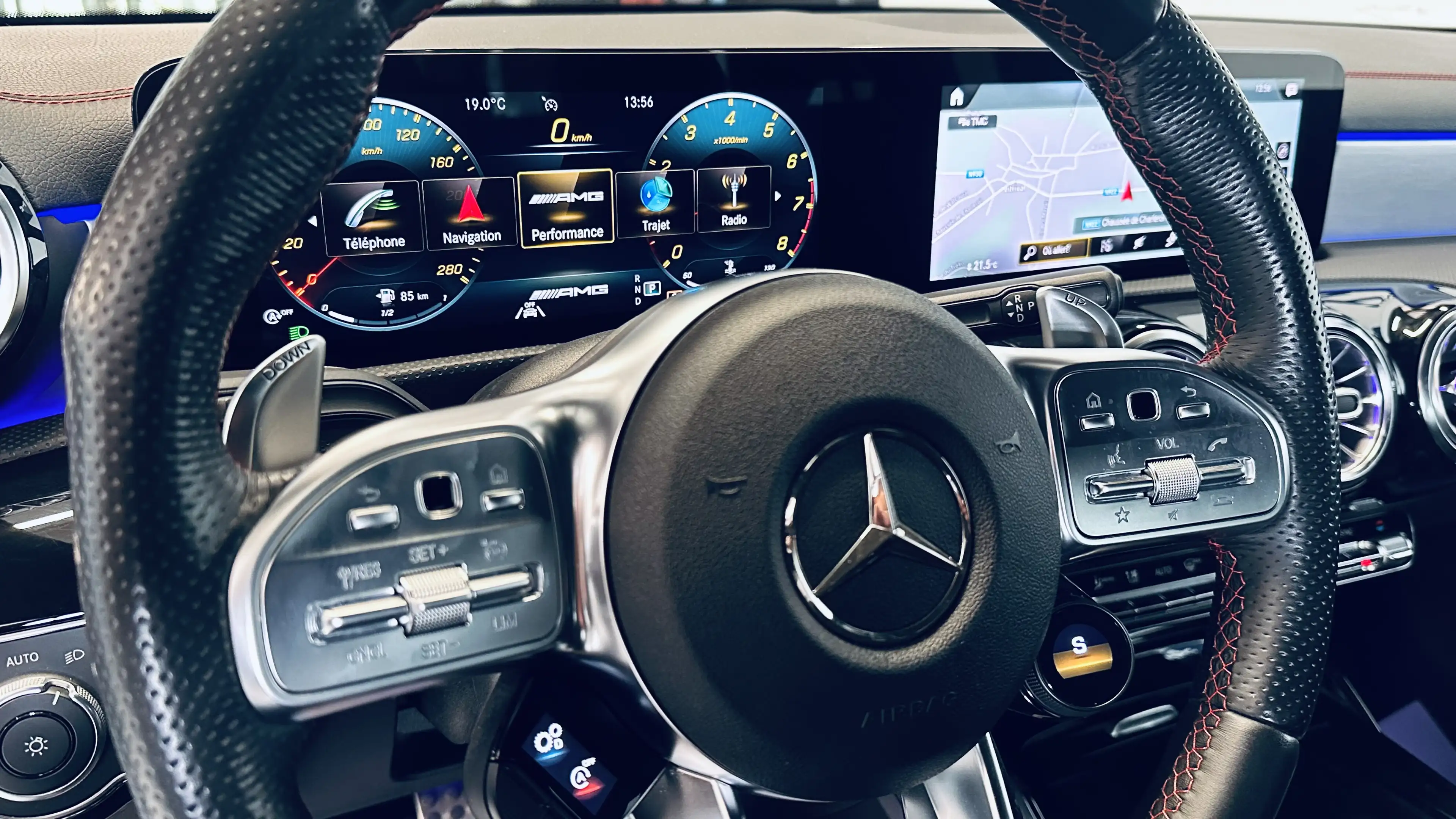 Mercedes-Benz CLA 35 AMG 4-Matic BOITE AUTO PALETTE CAMERA PDC NAVI BIZONE — photo 14