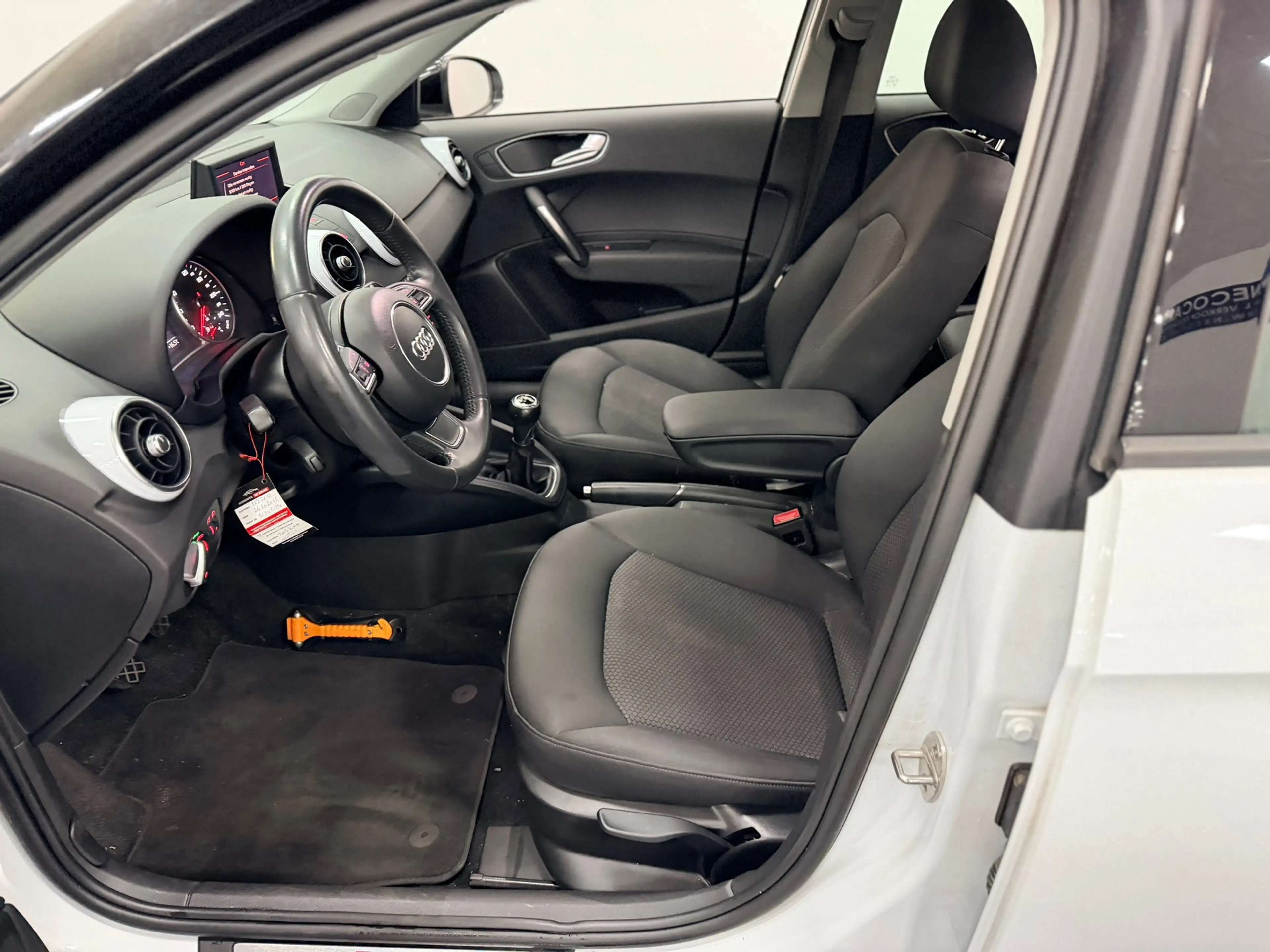 Audi A1 Sportback 1.2 TFSI Admired / DEALER ONDERHOUDEN / — photo 20