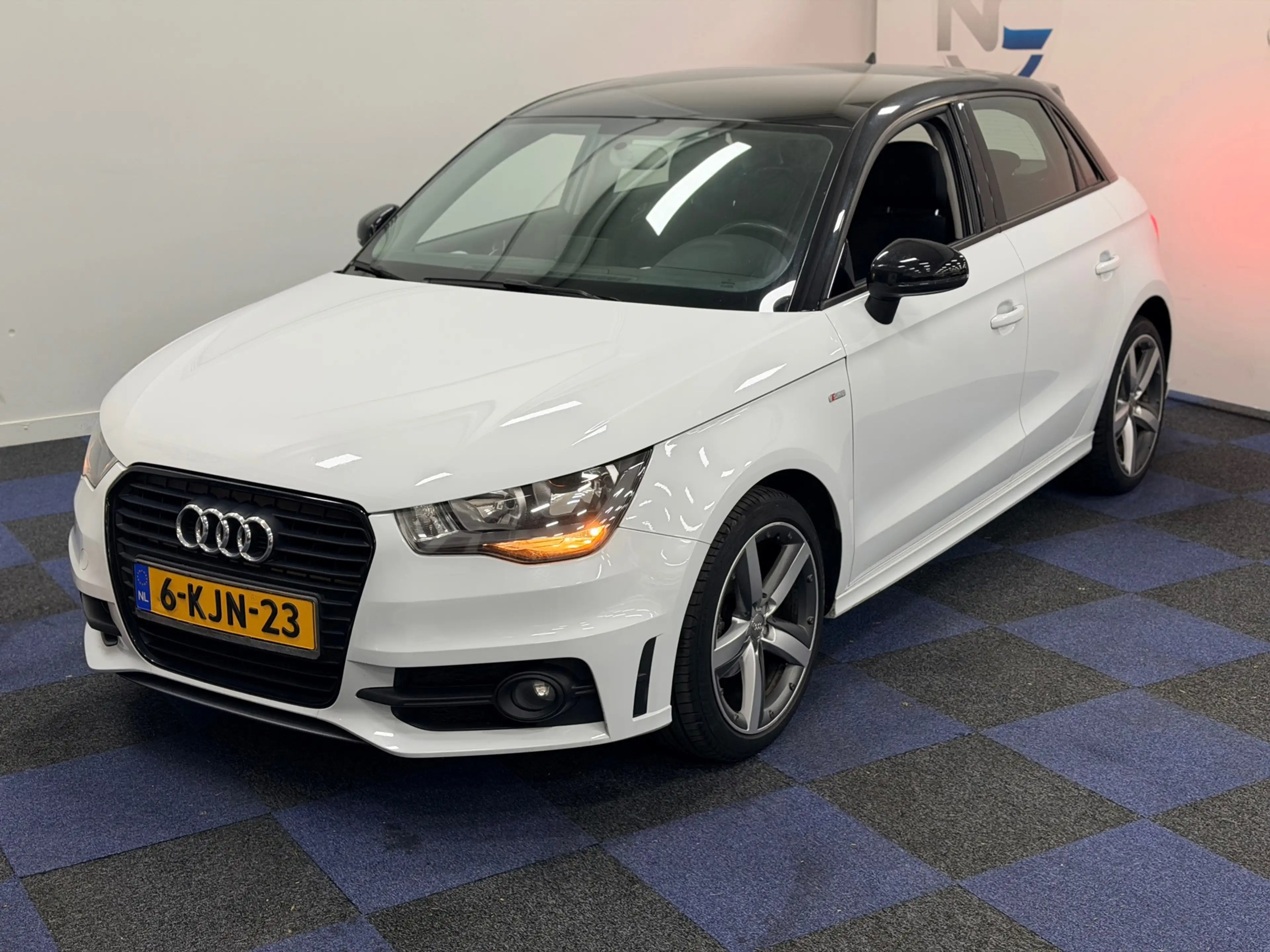 Audi A1 Sportback 1.2 TFSI Admired / DEALER ONDERHOUDEN / — photo 12