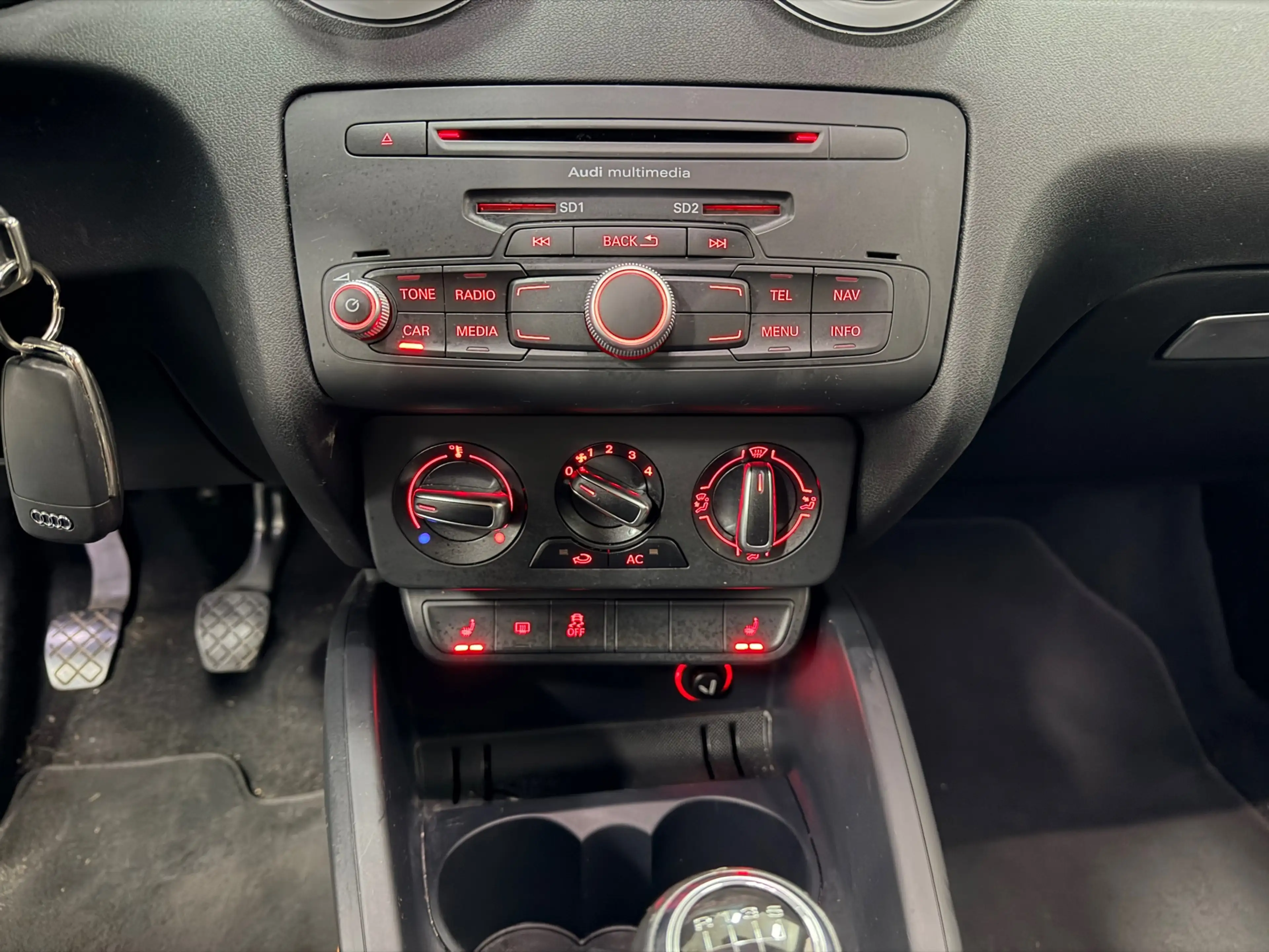 Audi A1 Sportback 1.2 TFSI Admired / DEALER ONDERHOUDEN / — photo 26