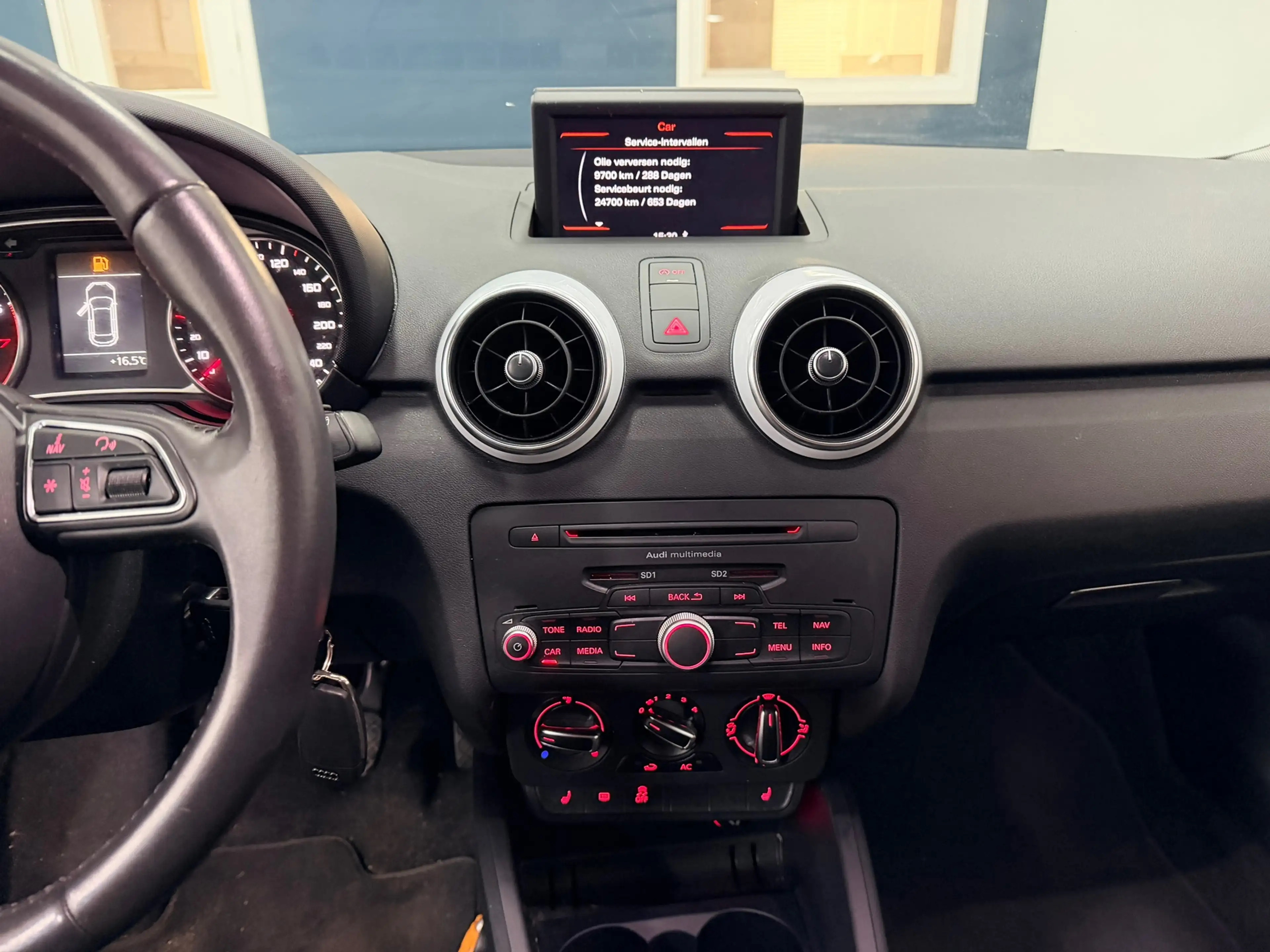 Audi A1 Sportback 1.2 TFSI Admired / DEALER ONDERHOUDEN / — photo 29