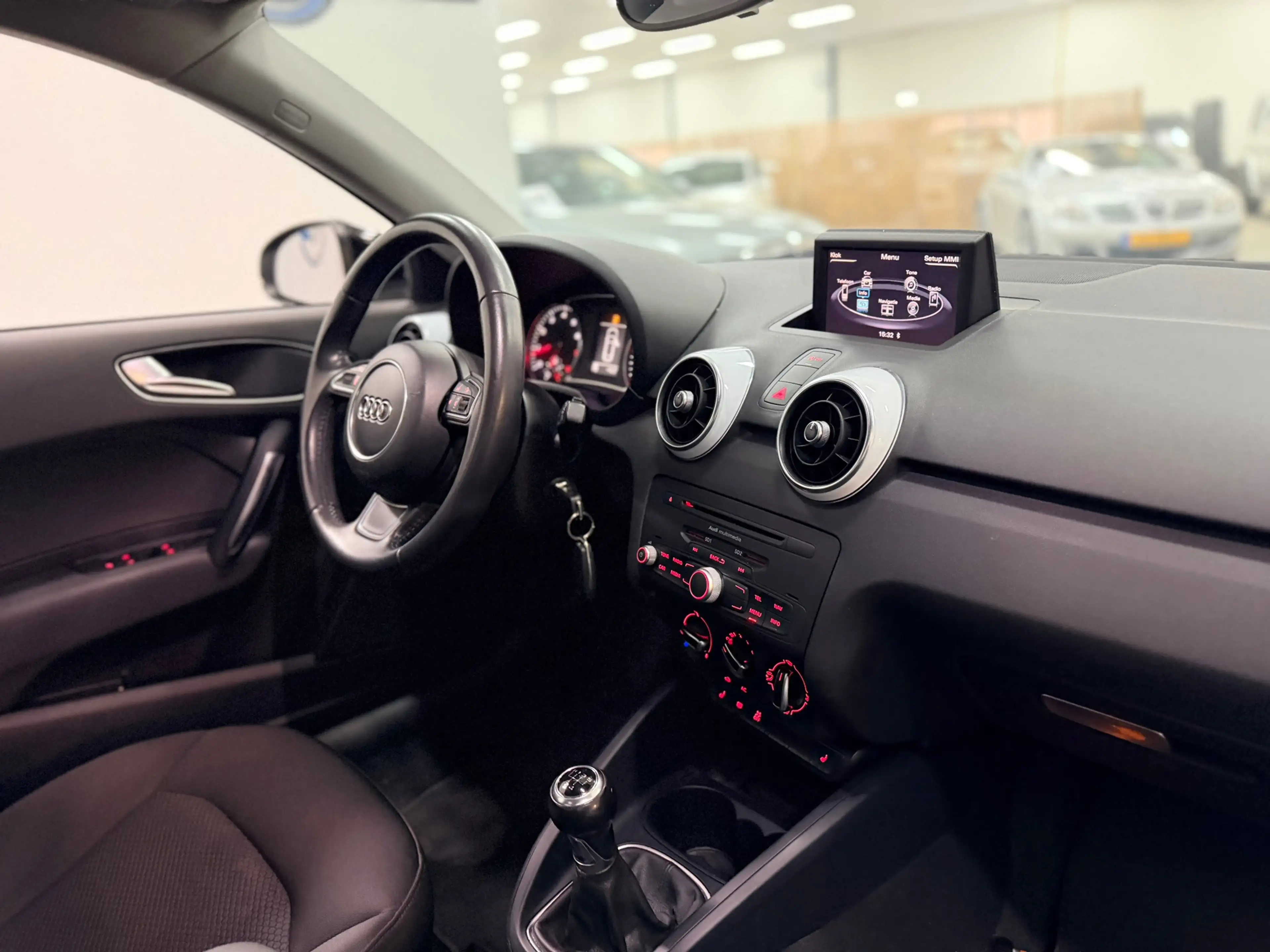 Audi A1 Sportback 1.2 TFSI Admired / DEALER ONDERHOUDEN / — photo 19