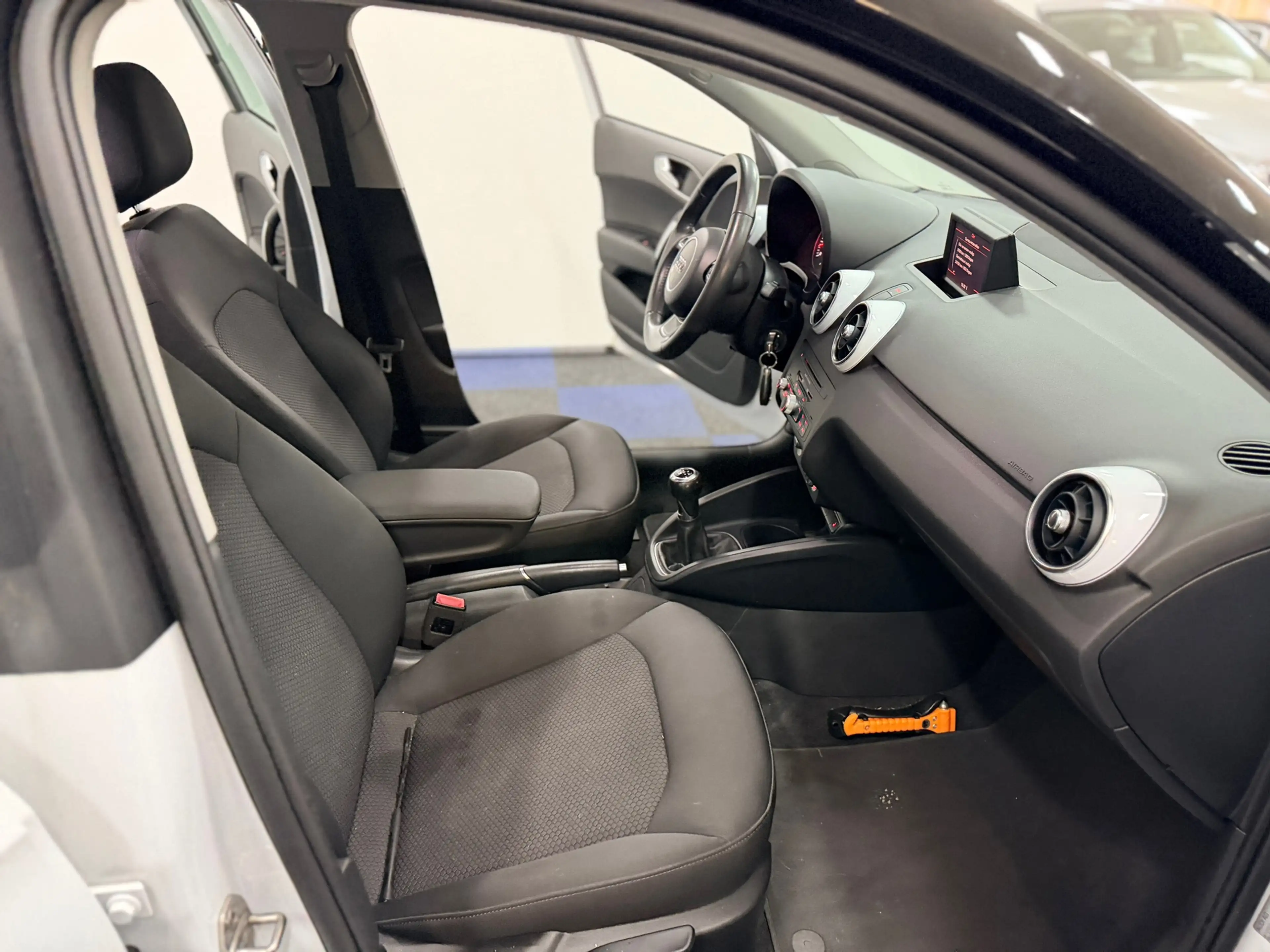 Audi A1 Sportback 1.2 TFSI Admired / DEALER ONDERHOUDEN / — photo 18