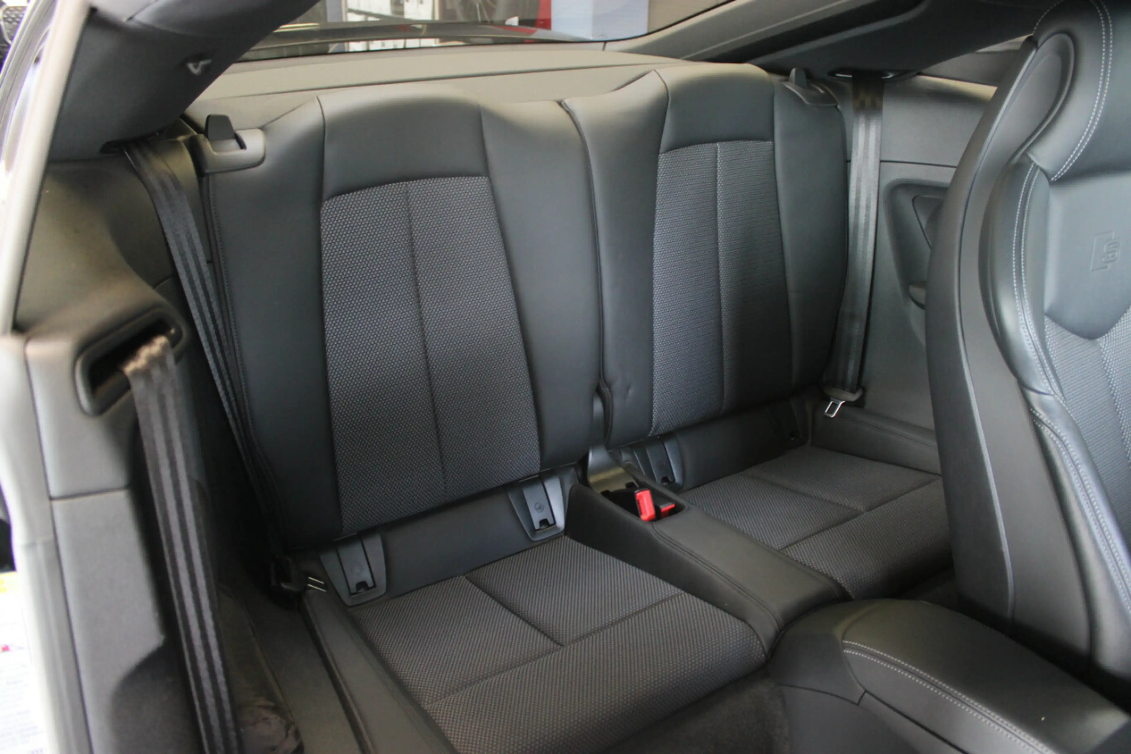 Audi TT Coupe 45 TFSI S-Line — photo 15