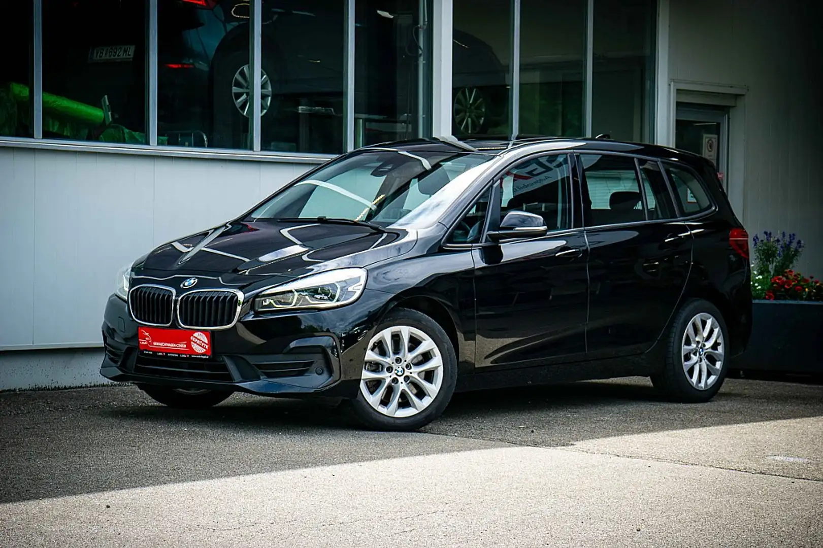 BMW 218 d Gran Tourer *AHV*HEAP-UP*LED*KAMERA* Noir - 2
