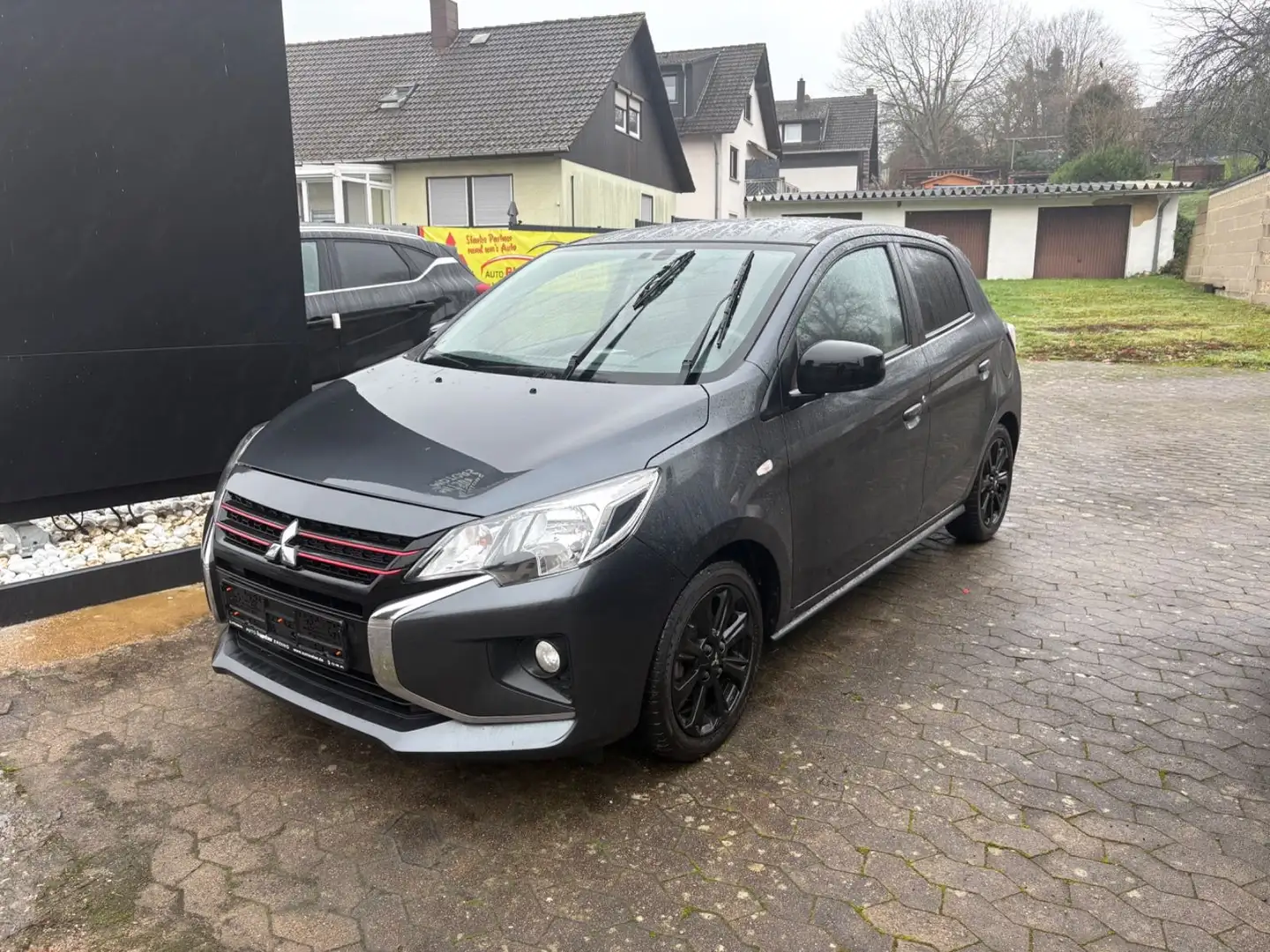 Mitsubishi Space Star 1.2 MIVEC AS&G Select+ Black CVT Grau - 1