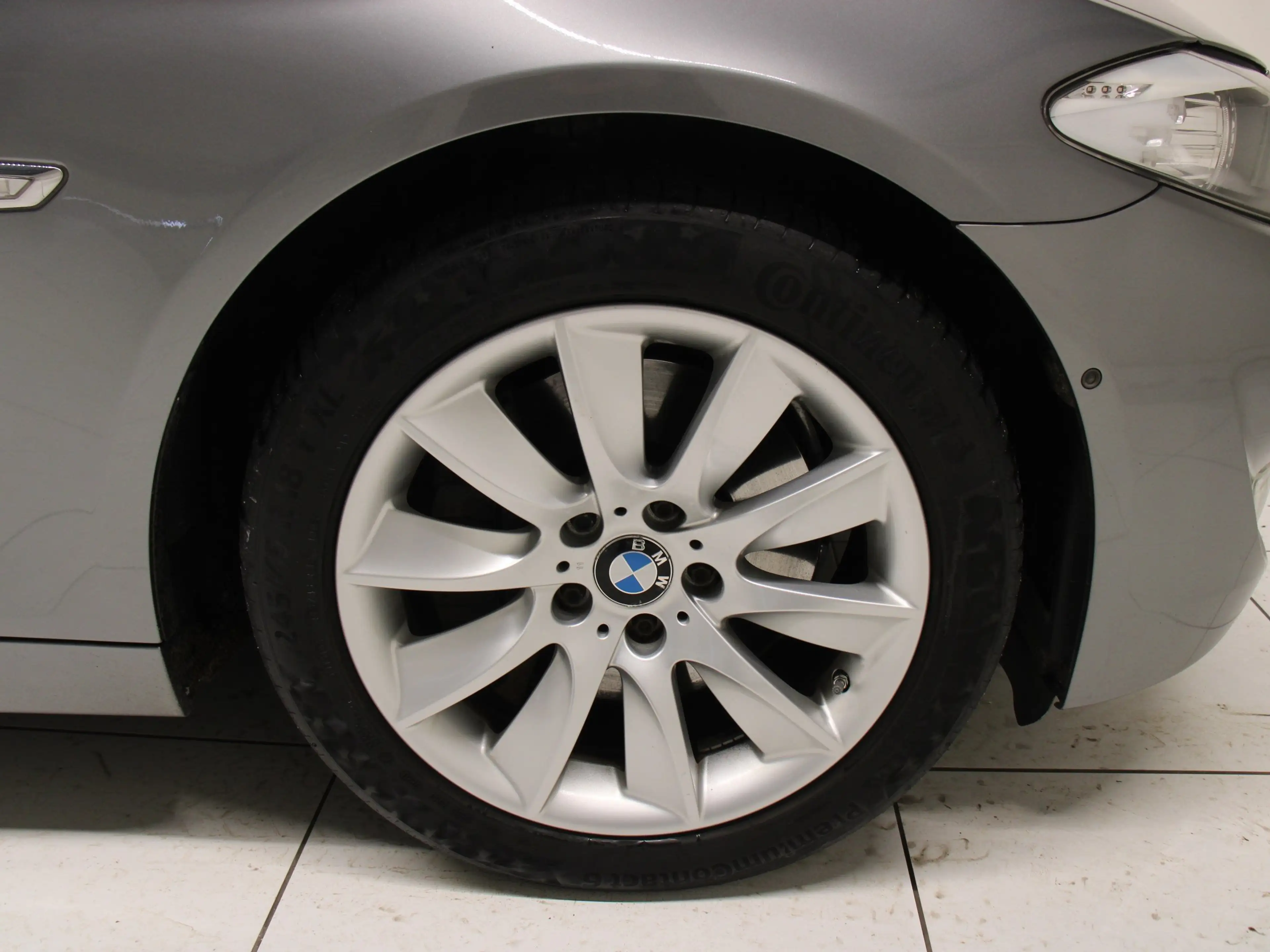 BMW 535 i  Touring Xenon Navi HiFi HUD Shz RFK — photo 11
