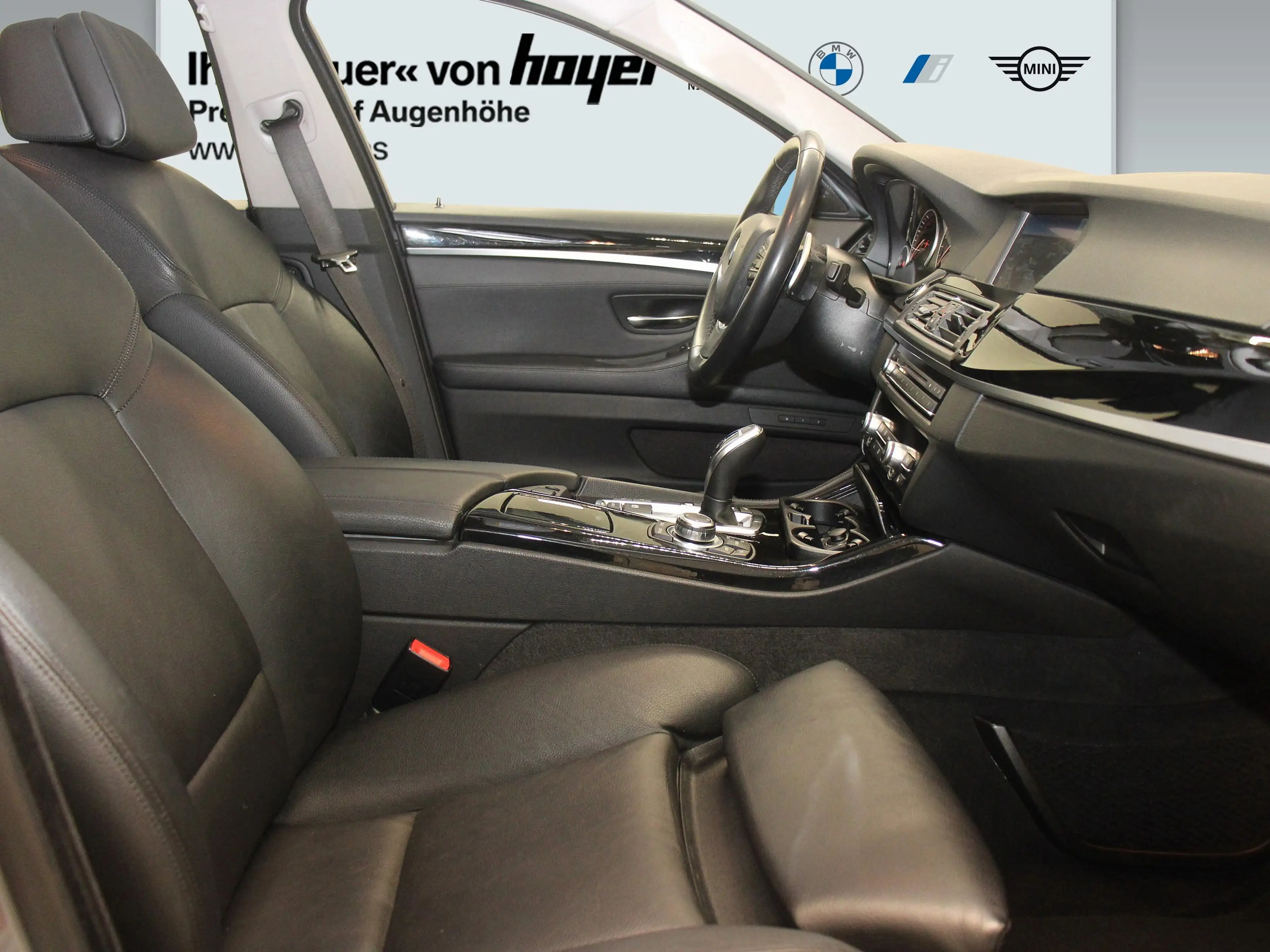 BMW 535 i  Touring Xenon Navi HiFi HUD Shz RFK — photo 6