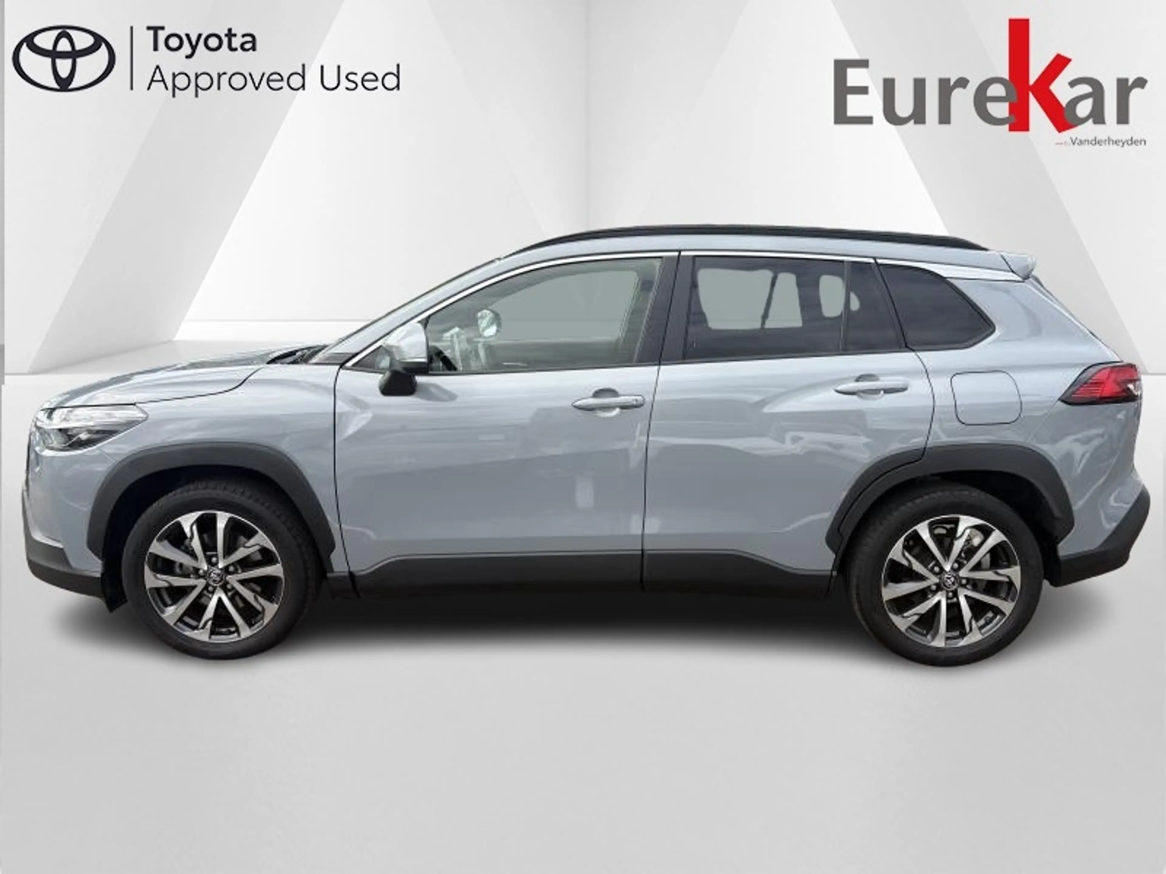 Toyota Corolla Cross PREMIUM — photo 2