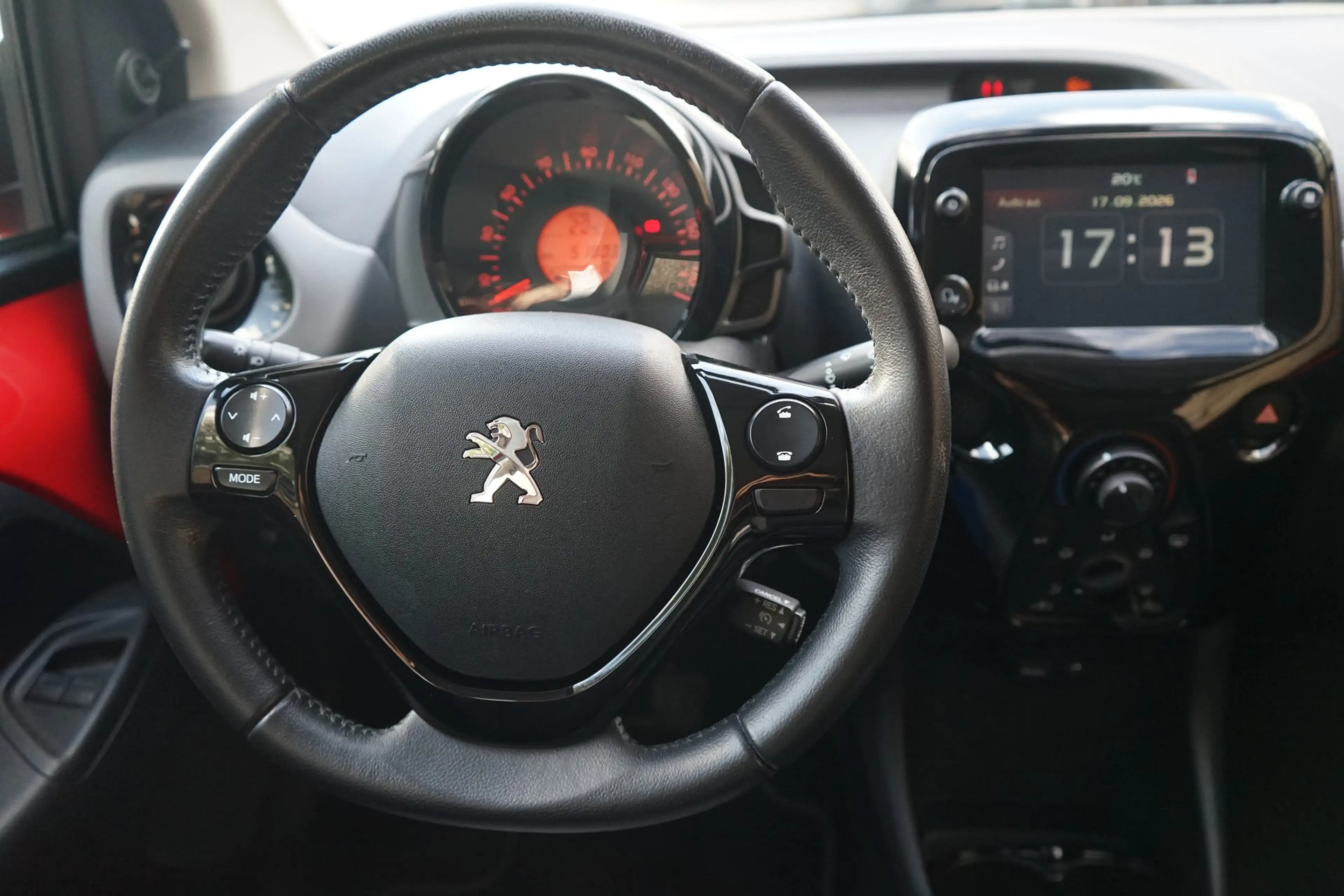 Peugeot 108 1.0 Style Android Apple Sitzheizung Kamera — photo 11