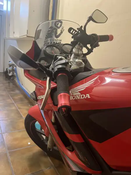 Honda CBR 125 - foto 3