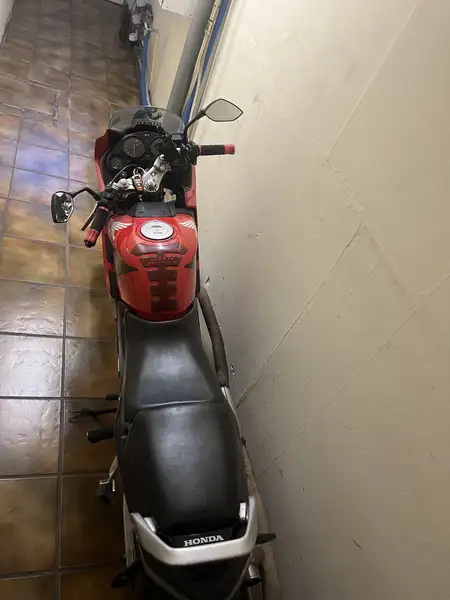 Honda CBR 125 - foto 7