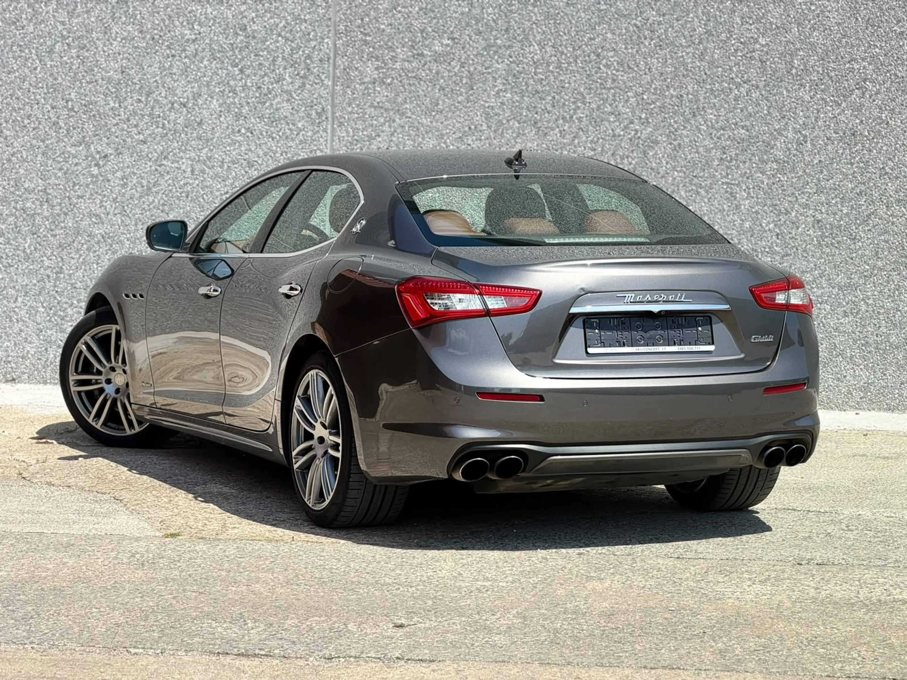 Maserati Ghibli Ghibli 3.0 V6 Turbo GranLusso — photo 3