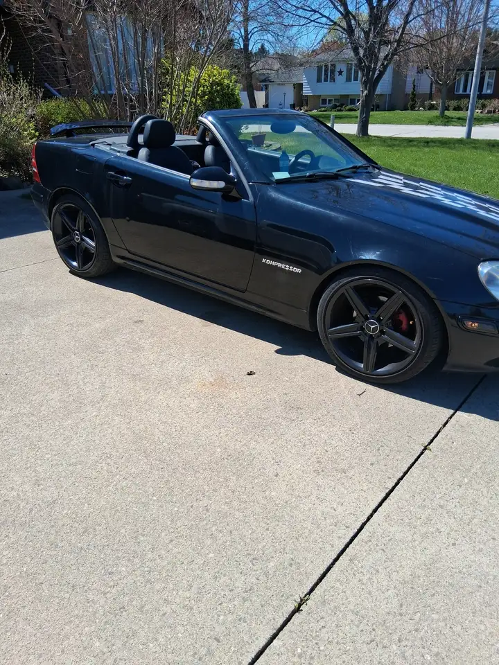 Mercedes-Benz SLK снимка Mercedes-Benz SLK
