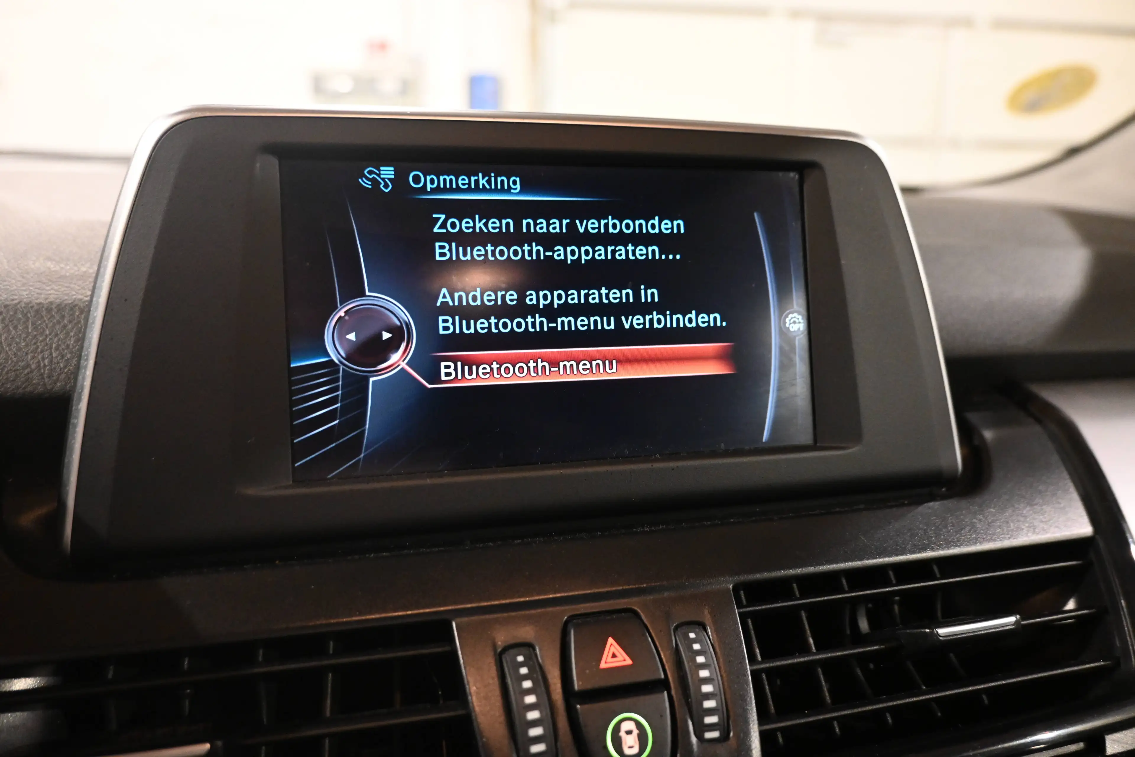 BMW 216 dA Active Tourer / GPS NAVIGATION / BLUETOOTH / PDC !! — photo 14