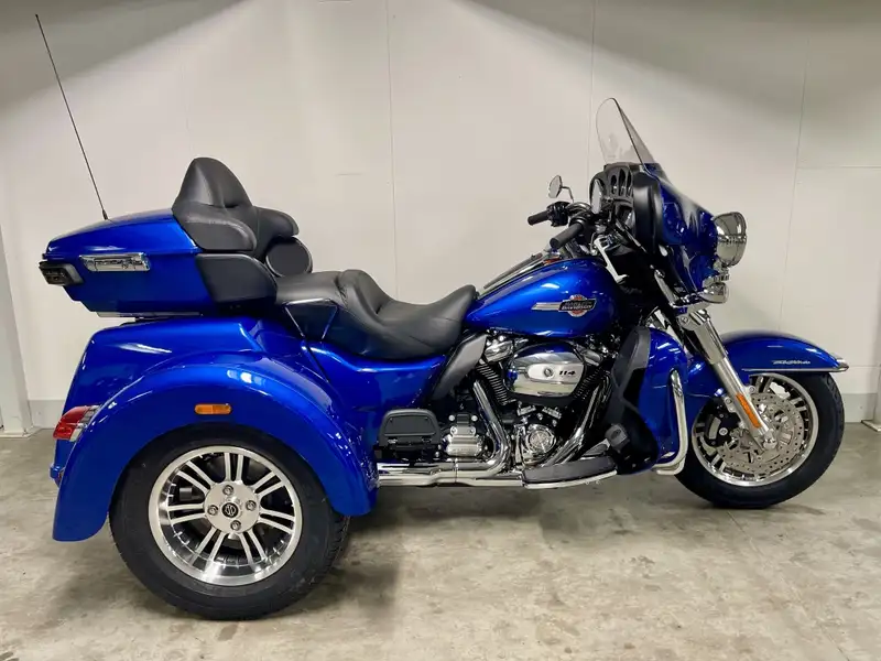 Harley-Davidson Tri Glide - foto 2