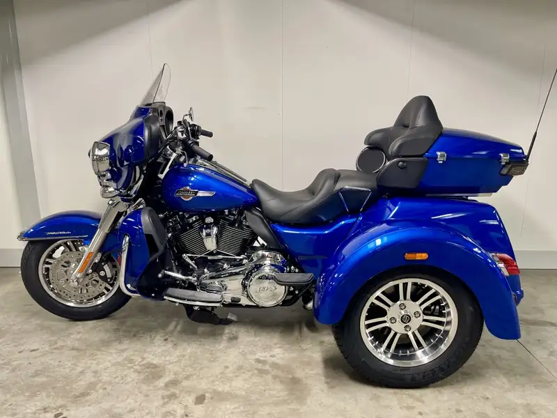 Harley-Davidson Tri Glide - foto 3