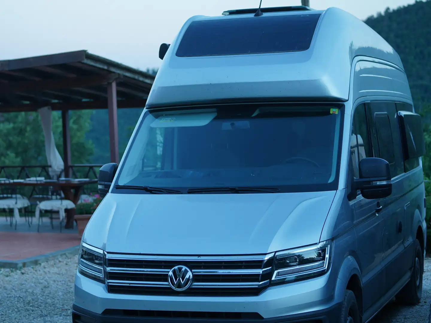 Volkswagen Grand California 600 Серебристый - 1