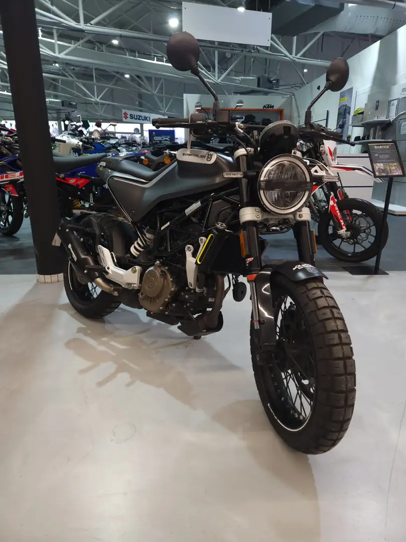 Husqvarna Svartpilen Negro - 2