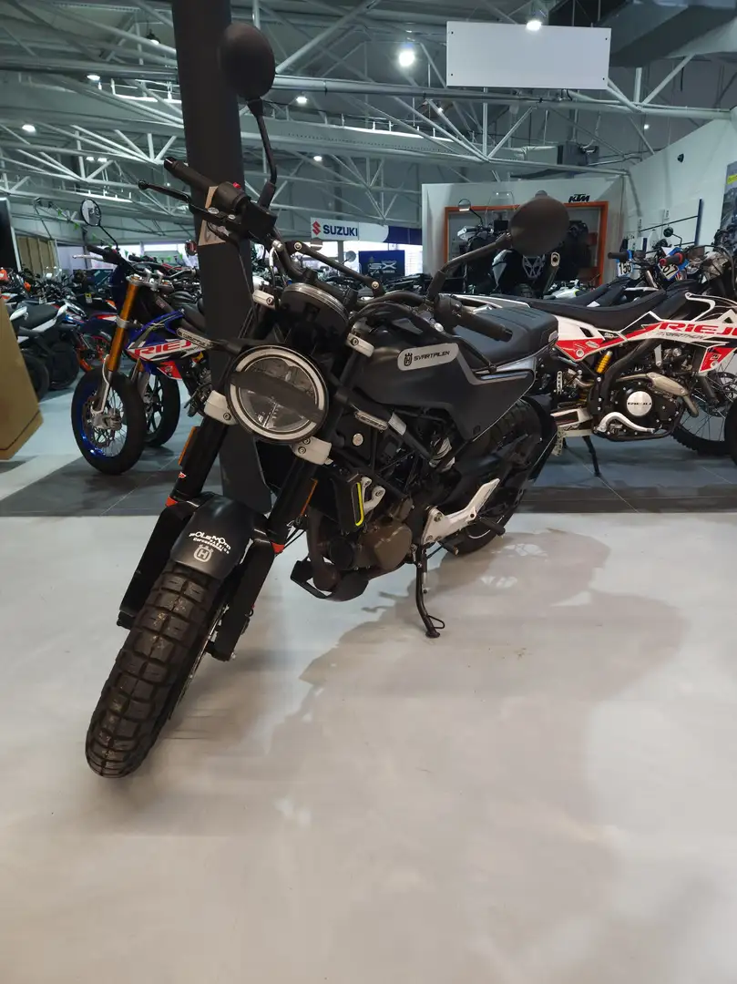 Husqvarna Svartpilen Negro - 1