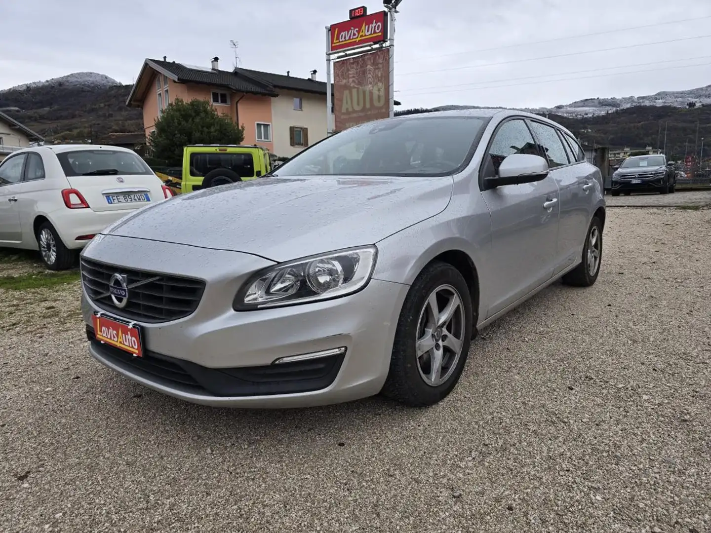 Volvo V60 D4 AWD Geartronic Kinetic Grigio - 2