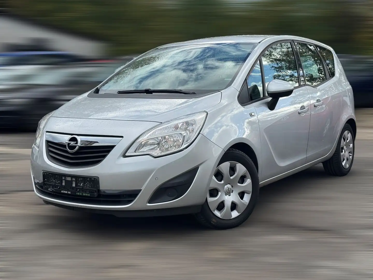 Opel Meriva B Edition*TüvNeu*Automatik* Silber - 1