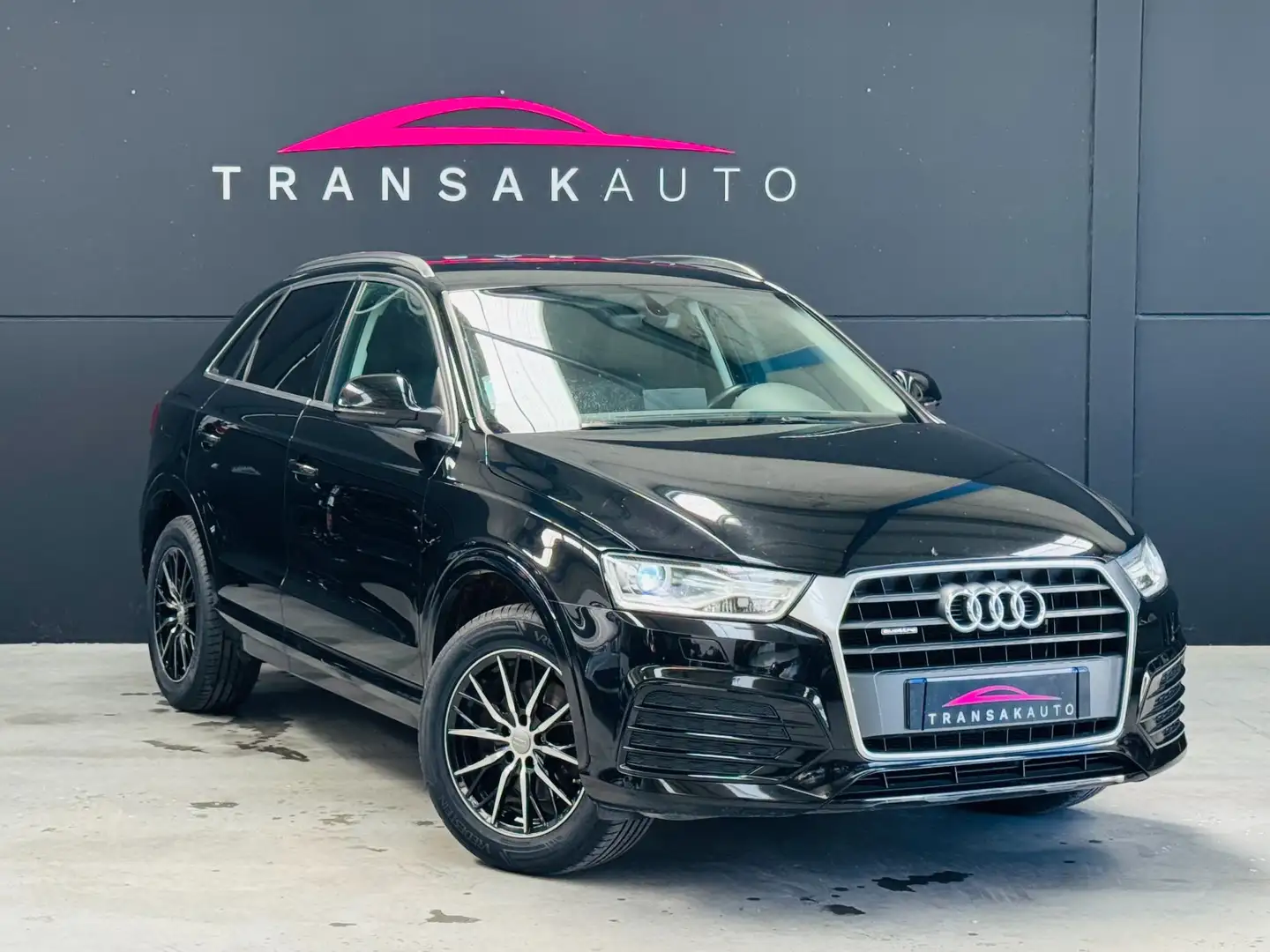 Audi Q3 S line Noir - 1