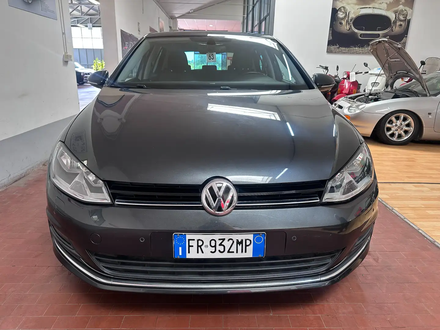 Volkswagen Golf 5p 1.6 tdi Highline Executive (business) 110cv Gris - 2
