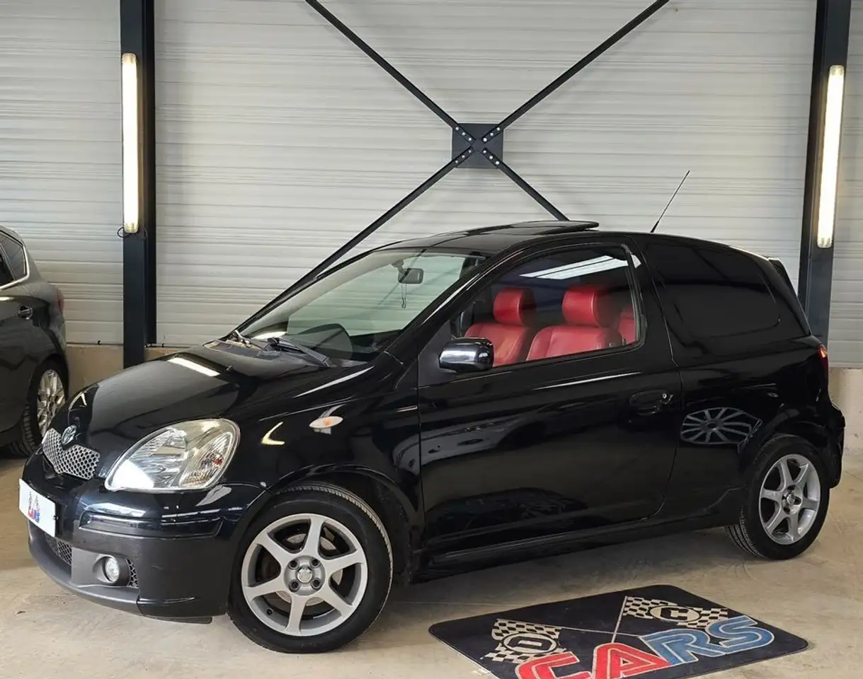 Toyota Yaris 1.5 VVT-i TS 105 cv TOIT OUVRANT