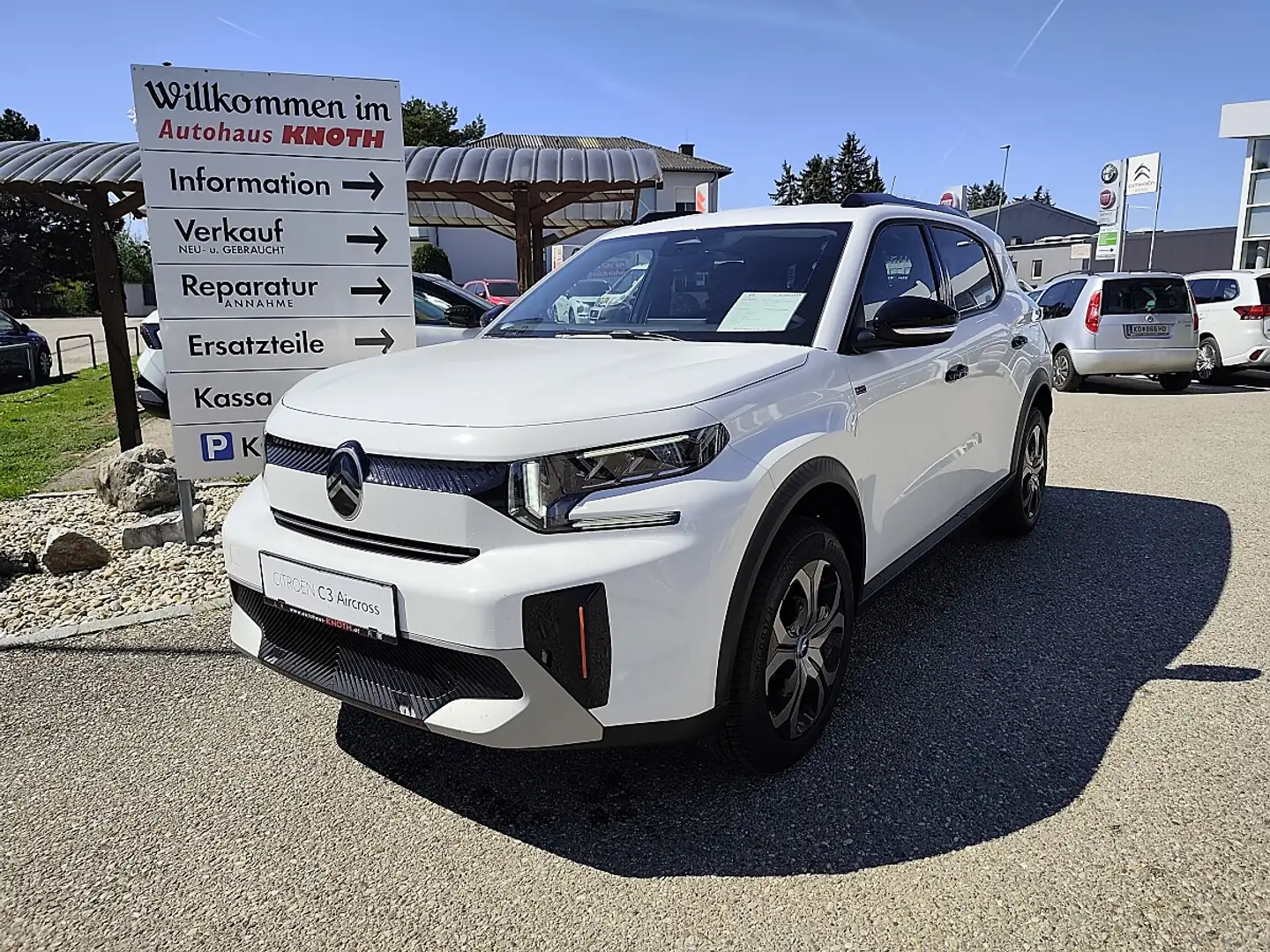 Citroen C3 Aircross Turbo 100 S&S 6-Gang-Manuell You Weiß - 1