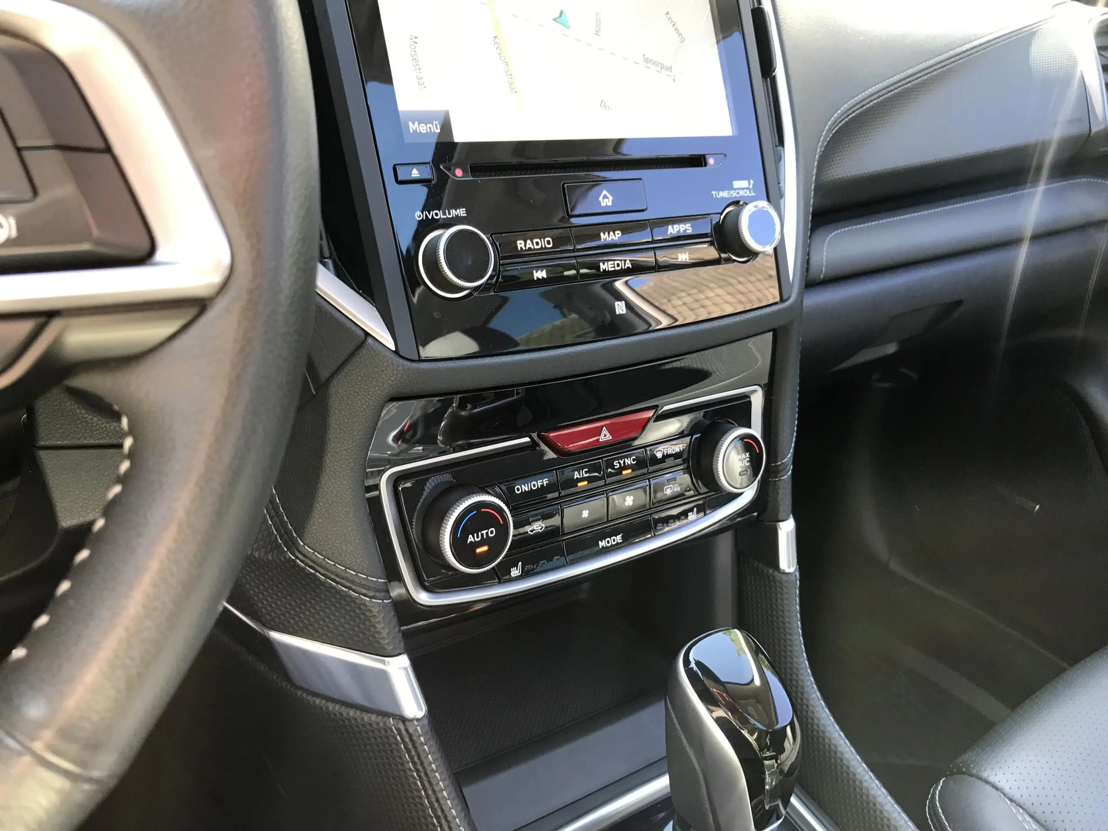 Subaru Forester 2.0i e-BOXER Premium — photo 14