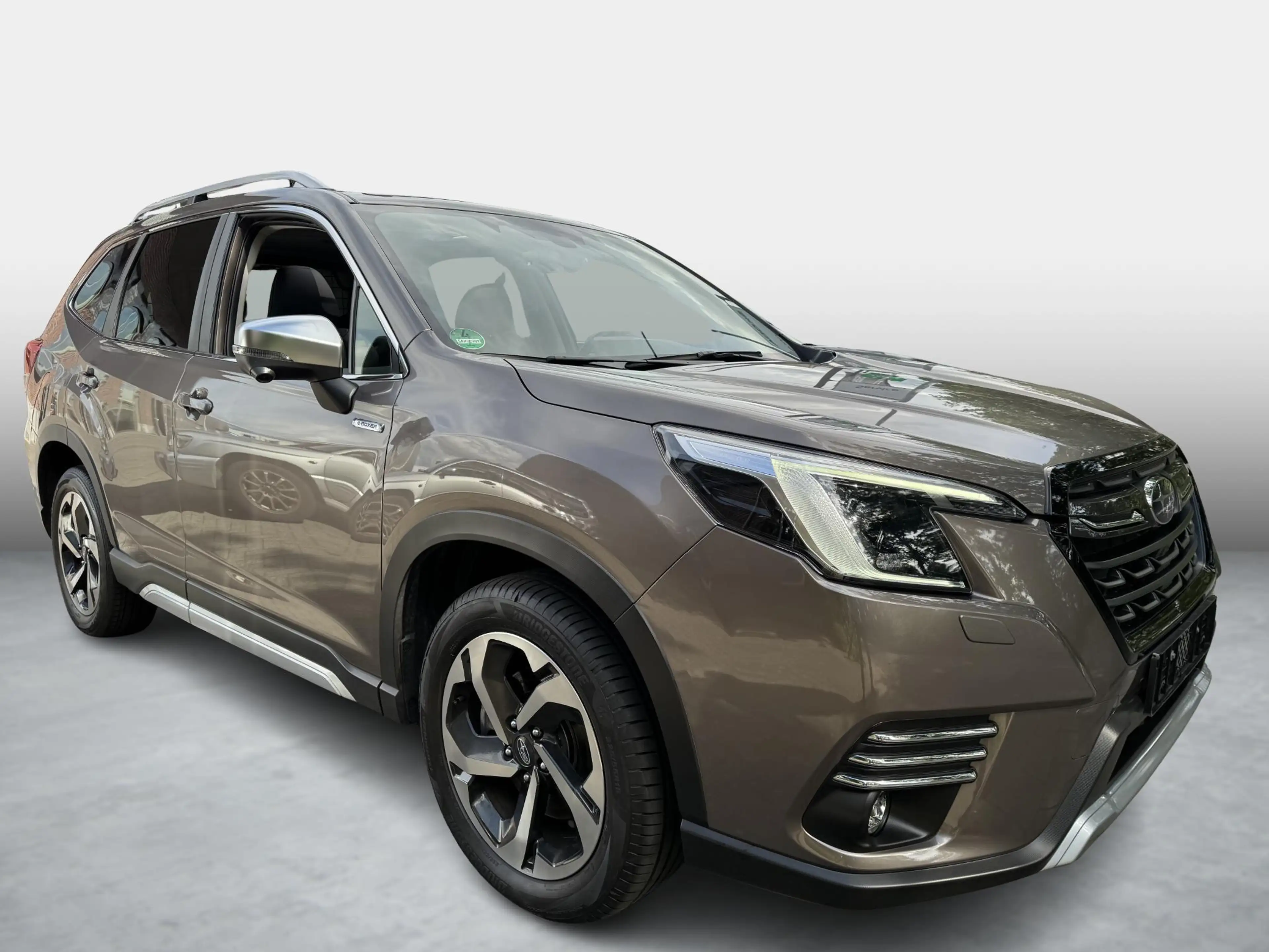 Subaru Forester 2.0i e-BOXER Premium — photo 6